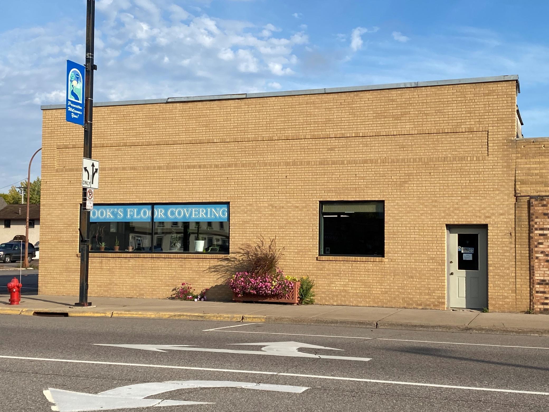 520 1st Street Property Photo 1
