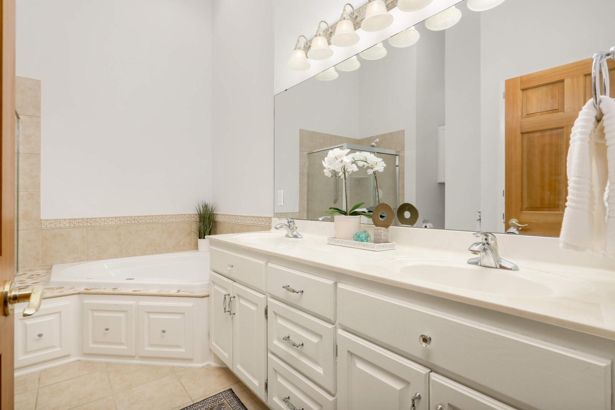 9260 Blackoaks Court Property Photo 19