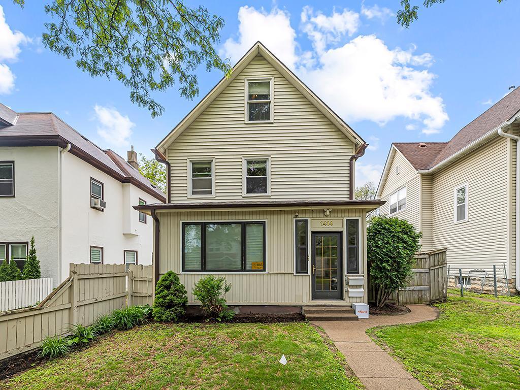 1414 Grand Street Property Photo