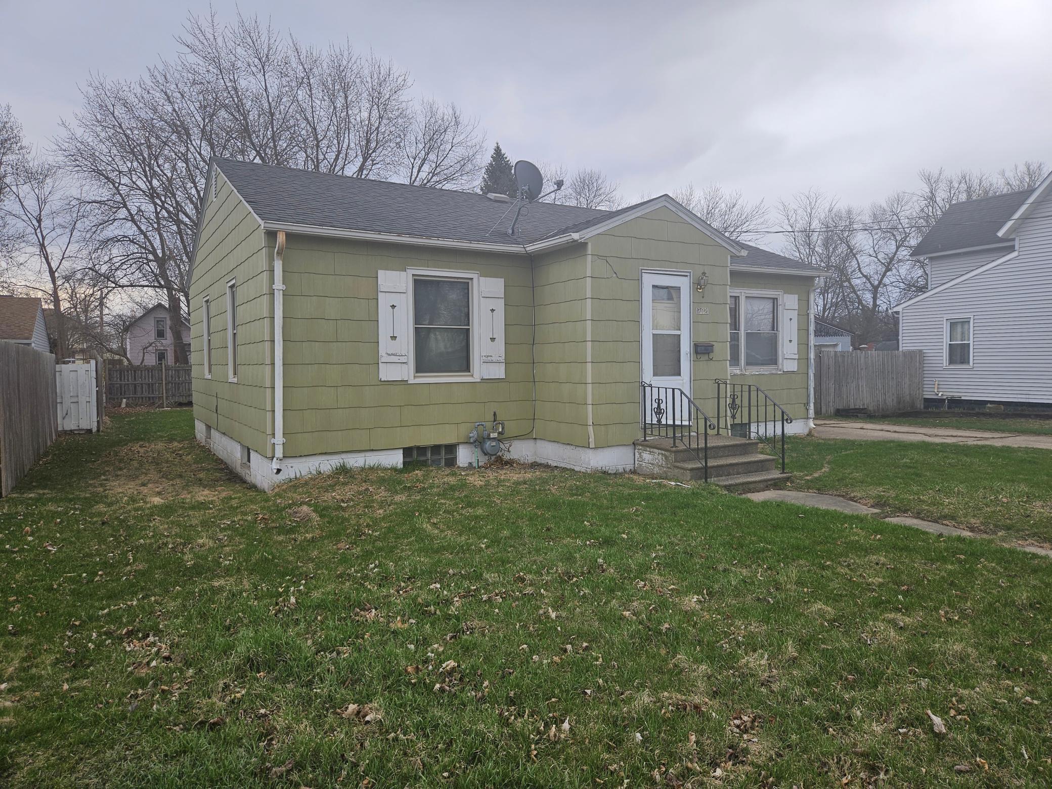 302 12th Street Property Photo
