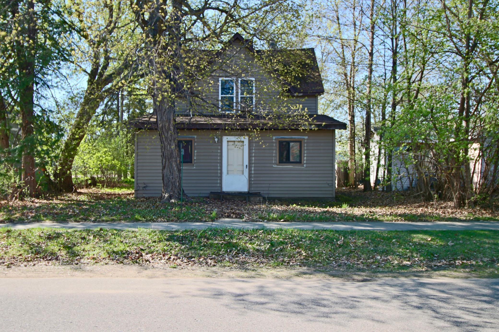 23585 Cross Drive Property Photo 1