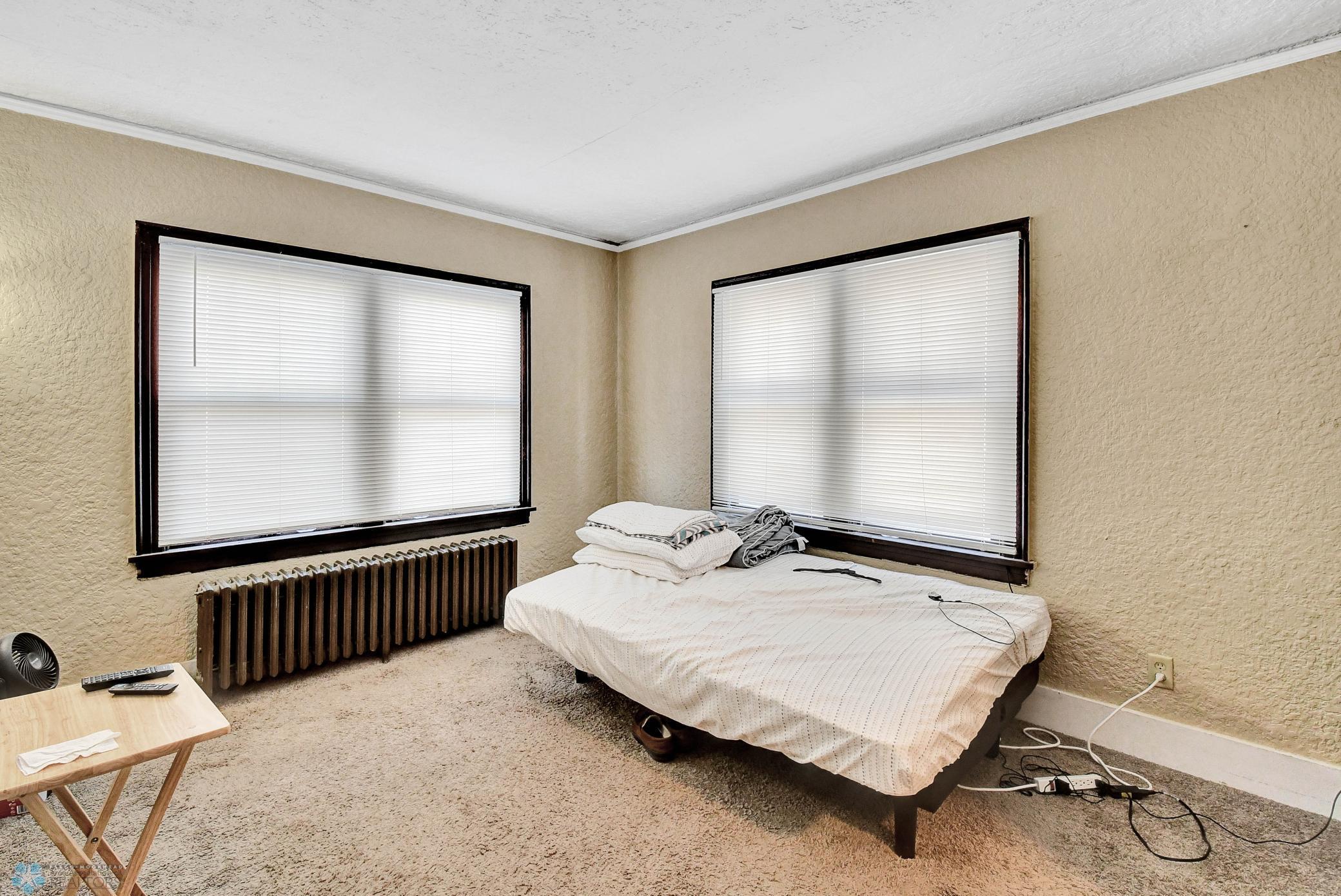 258 & 264 College Street Property Photo 7