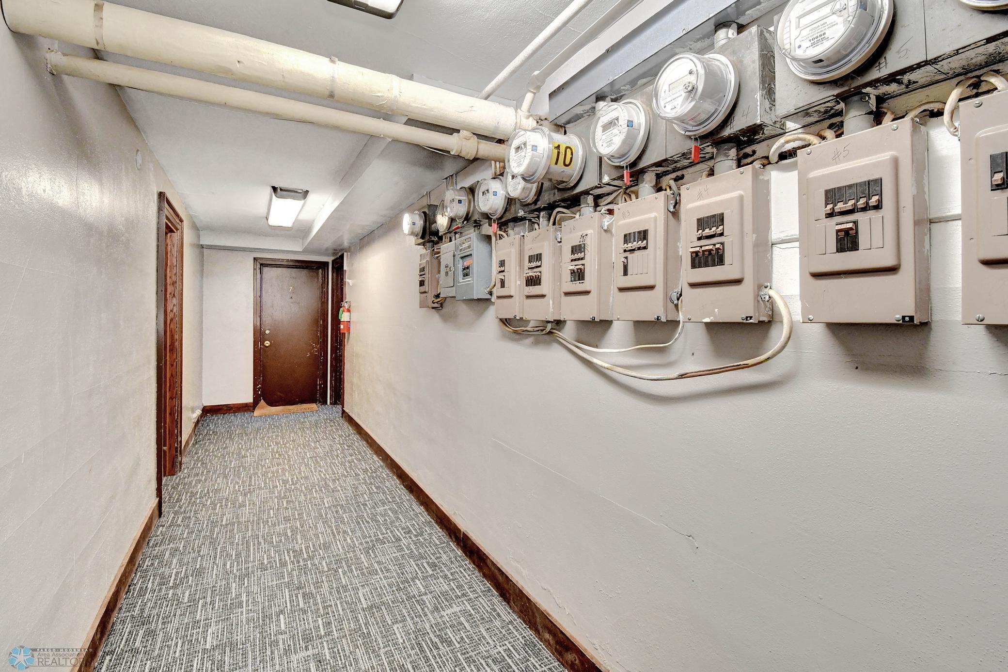 258 & 264 College Street Property Photo 23