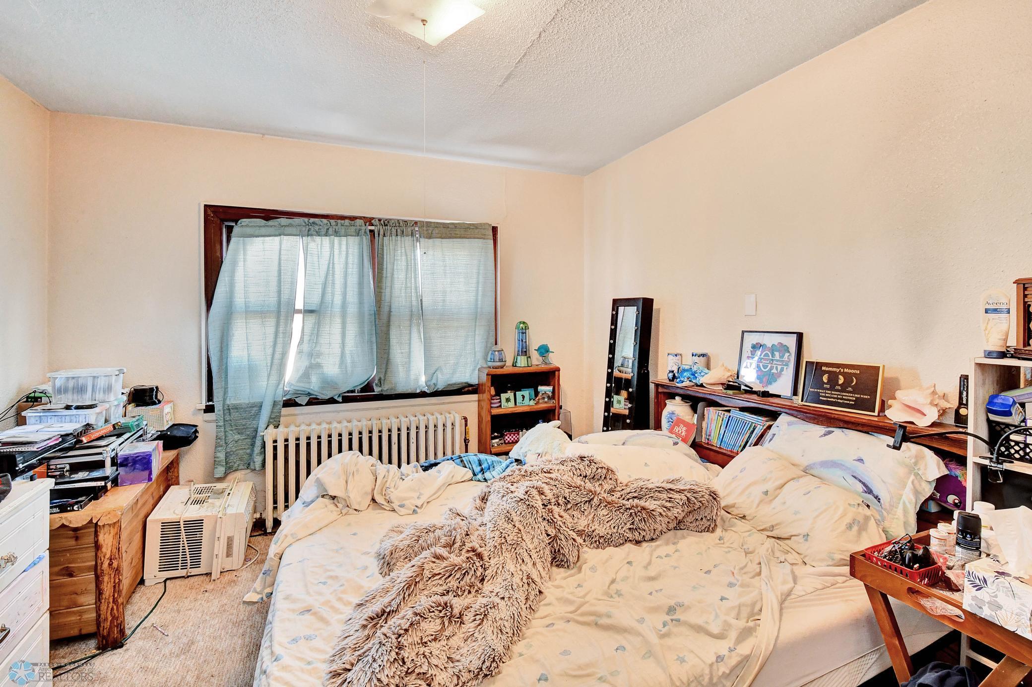258 & 264 College Street Property Photo 45