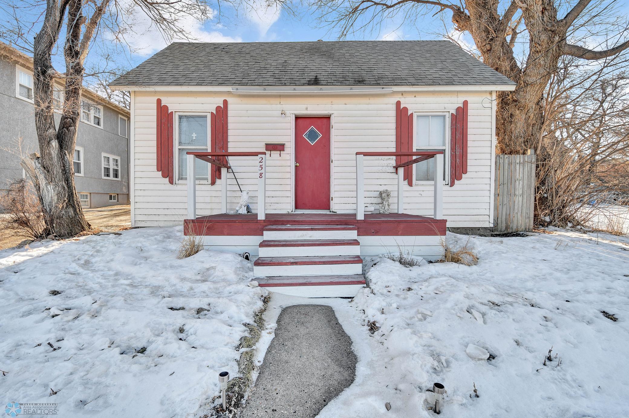 258 & 264 College Street Property Photo 48