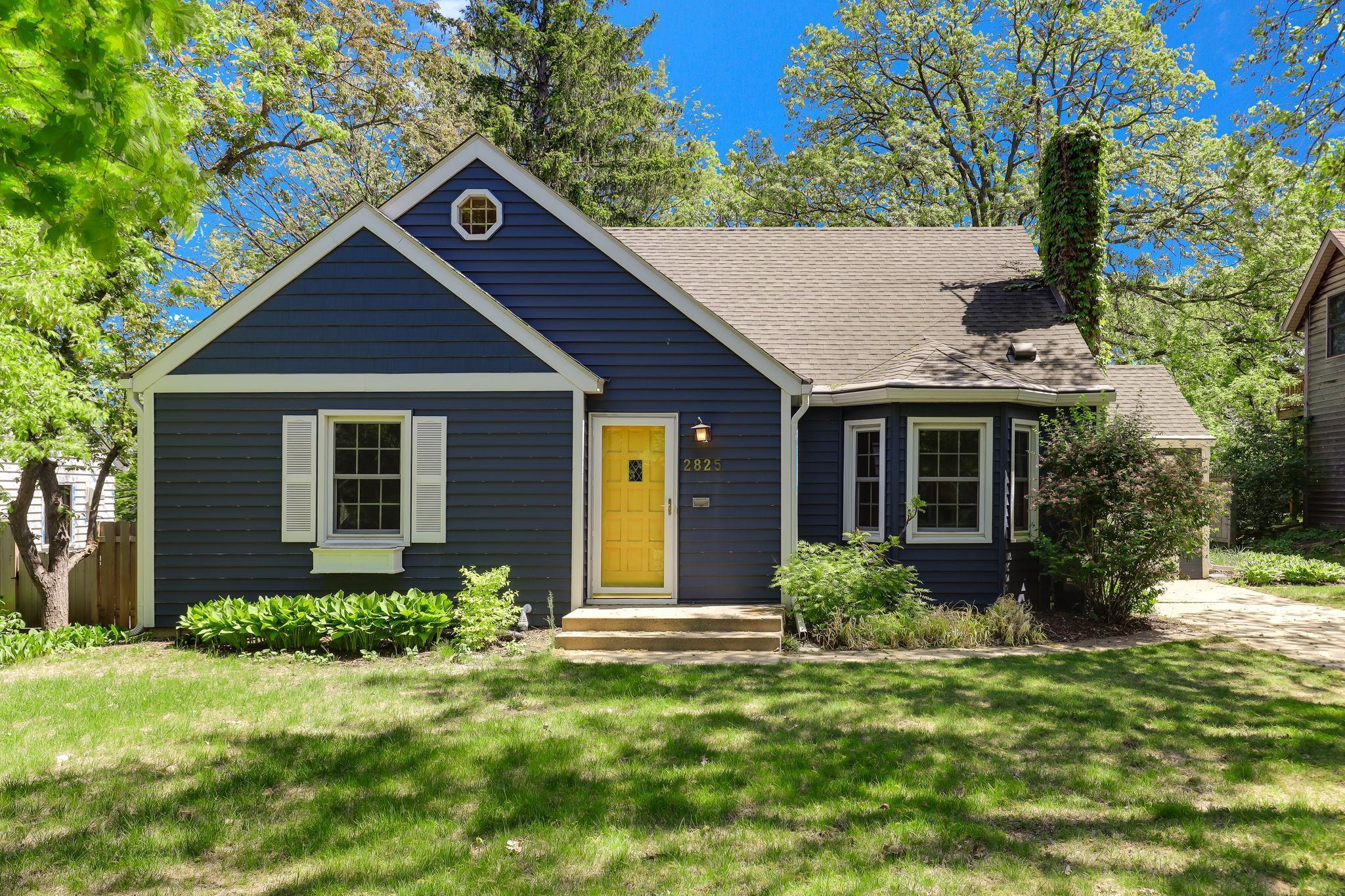 2825 Yosemite Avenue Property Photo 1