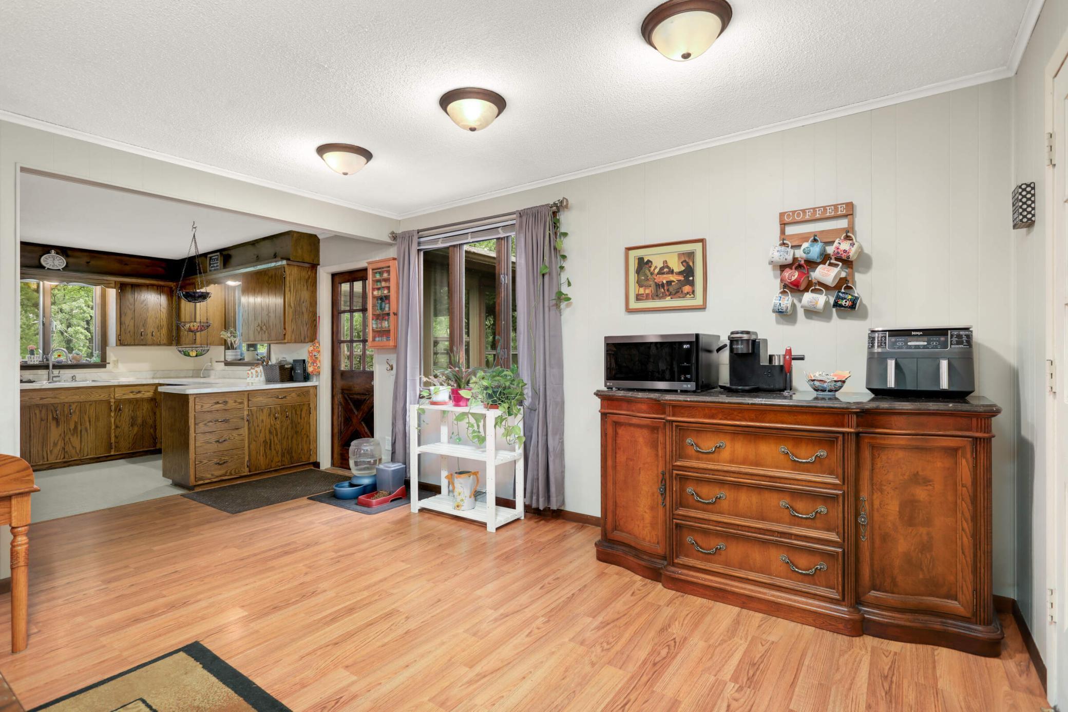 16905 211th Avenue Property Photo 7