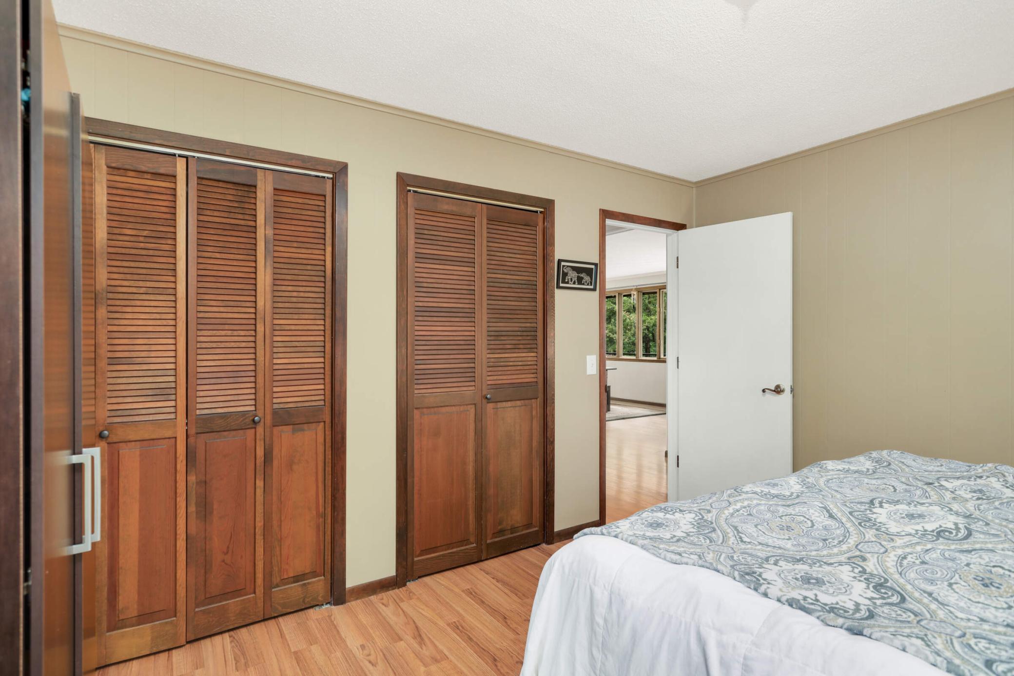 16905 211th Avenue Property Photo 12