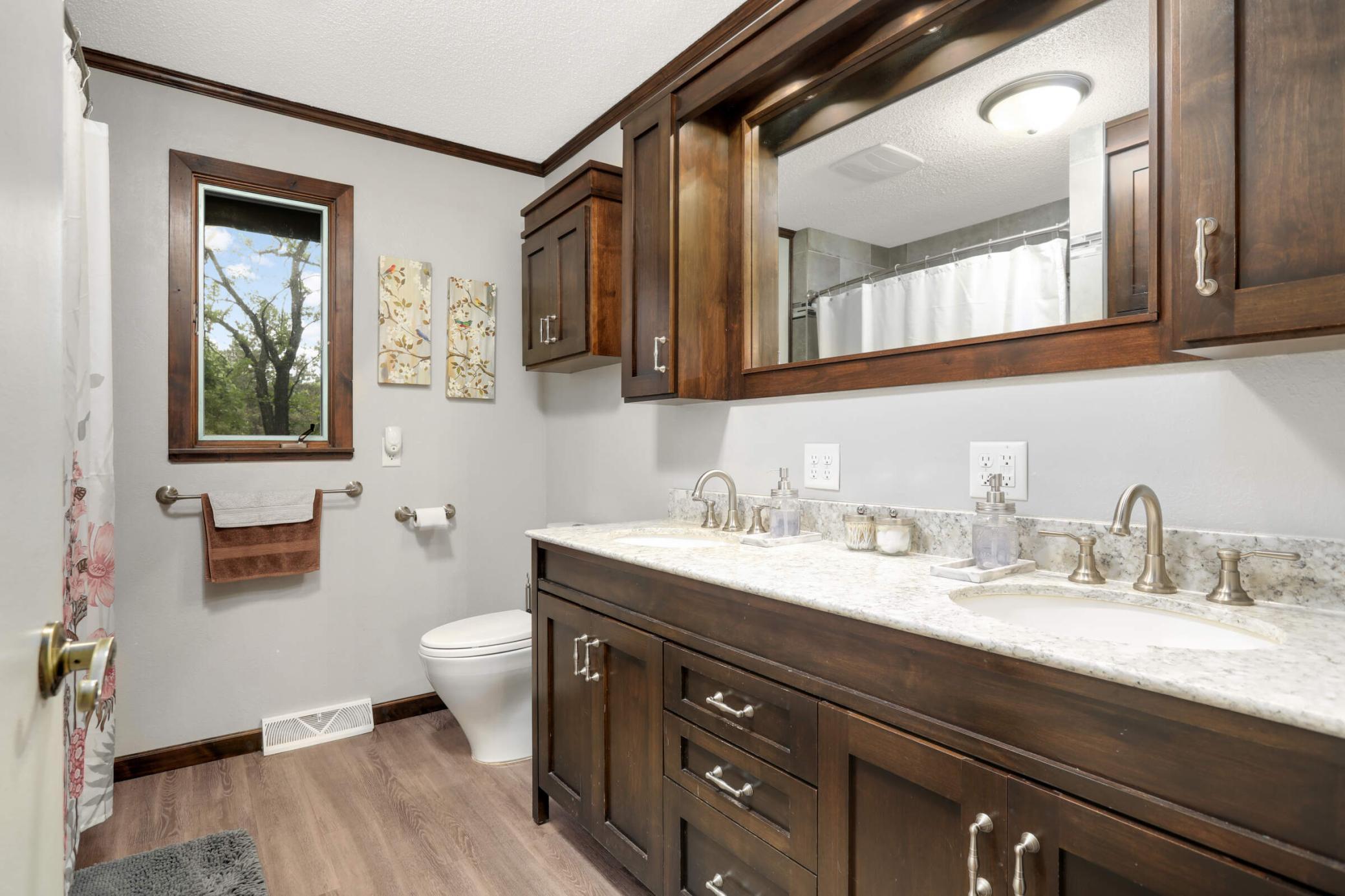 16905 211th Avenue Property Photo 15