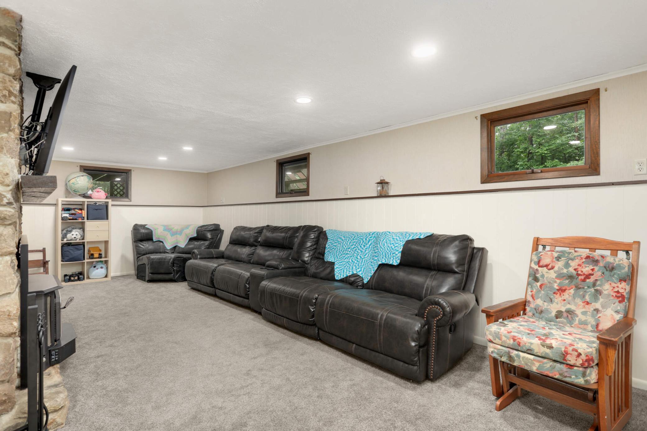 16905 211th Avenue Property Photo 16