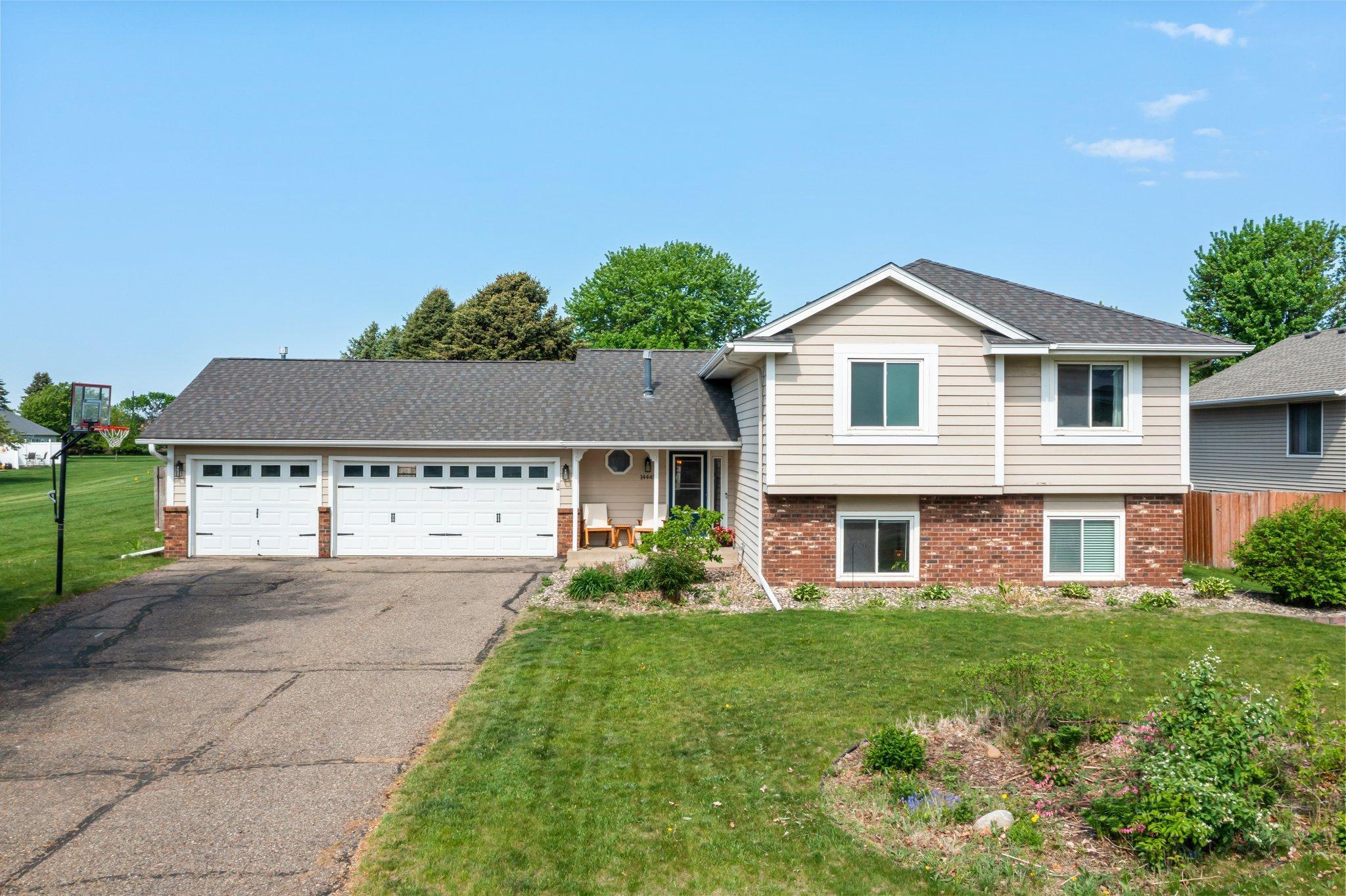 14445 Europa Avenue Property Photo 1