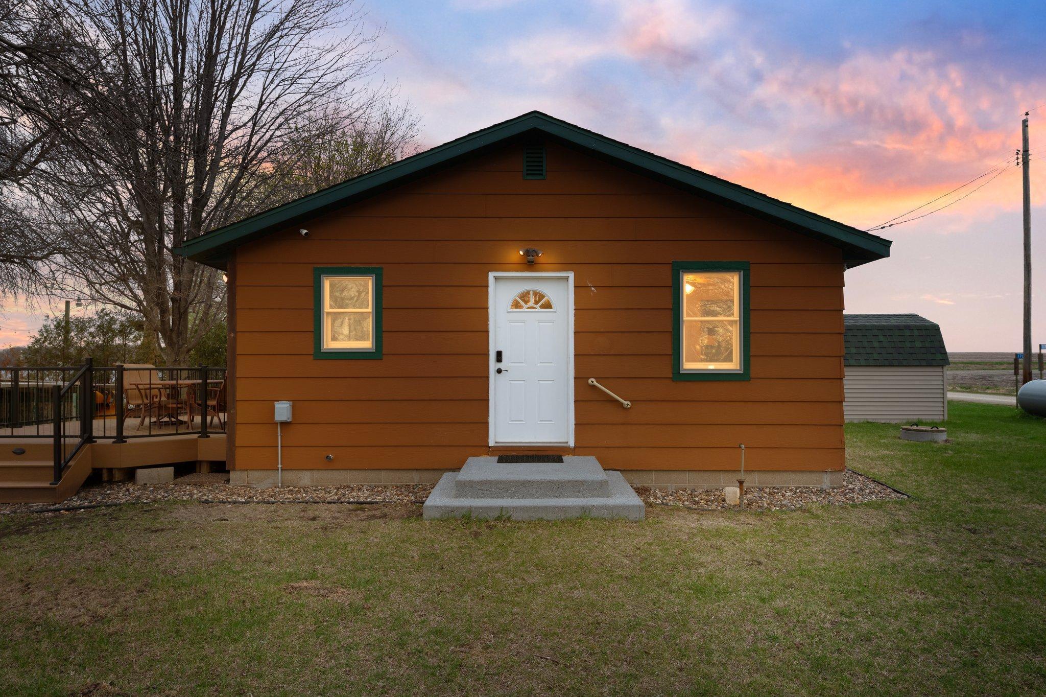 17075 Dickenson Lane Property Photo