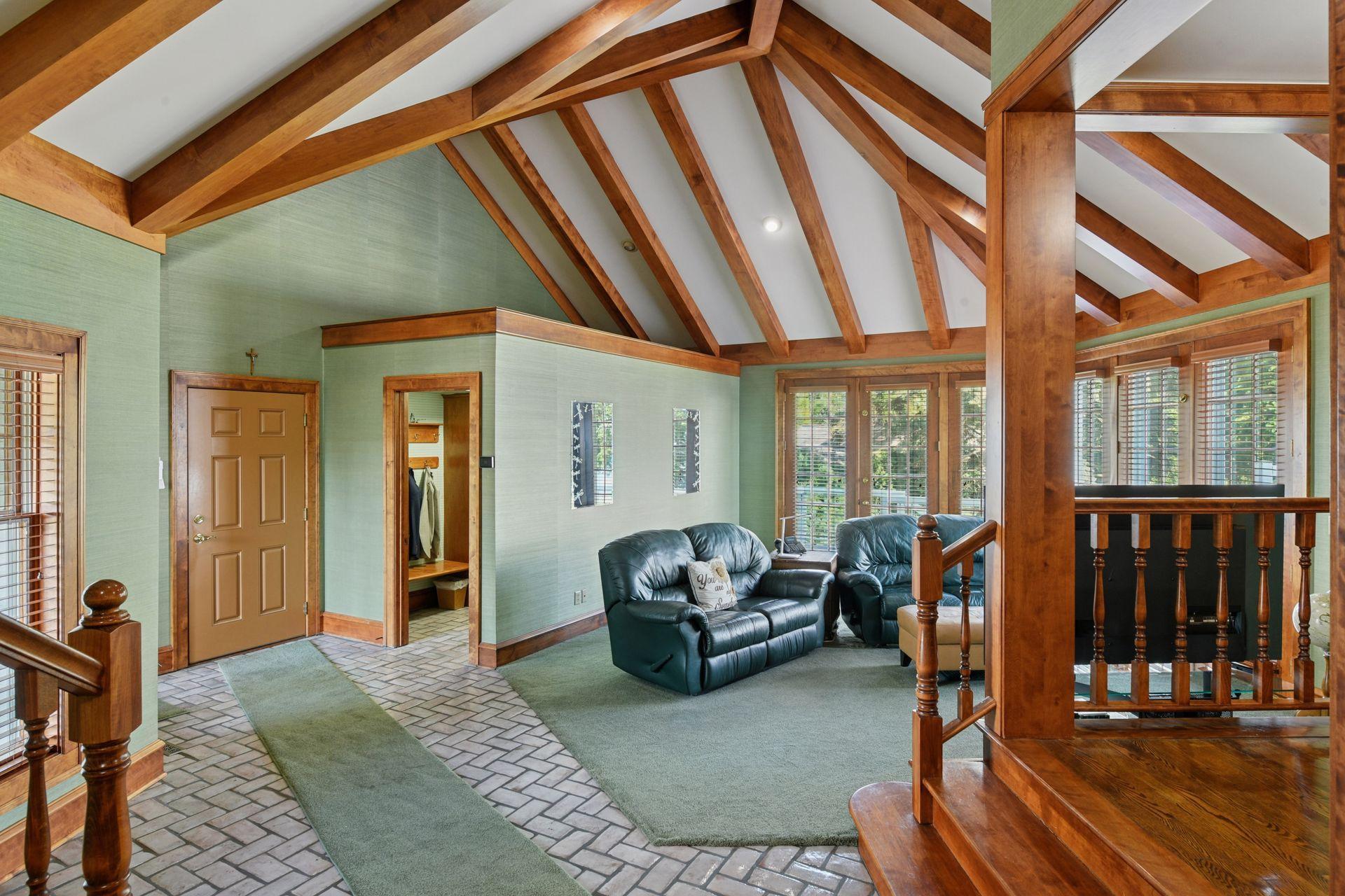 1305 Shoreline Drive Property Photo 13