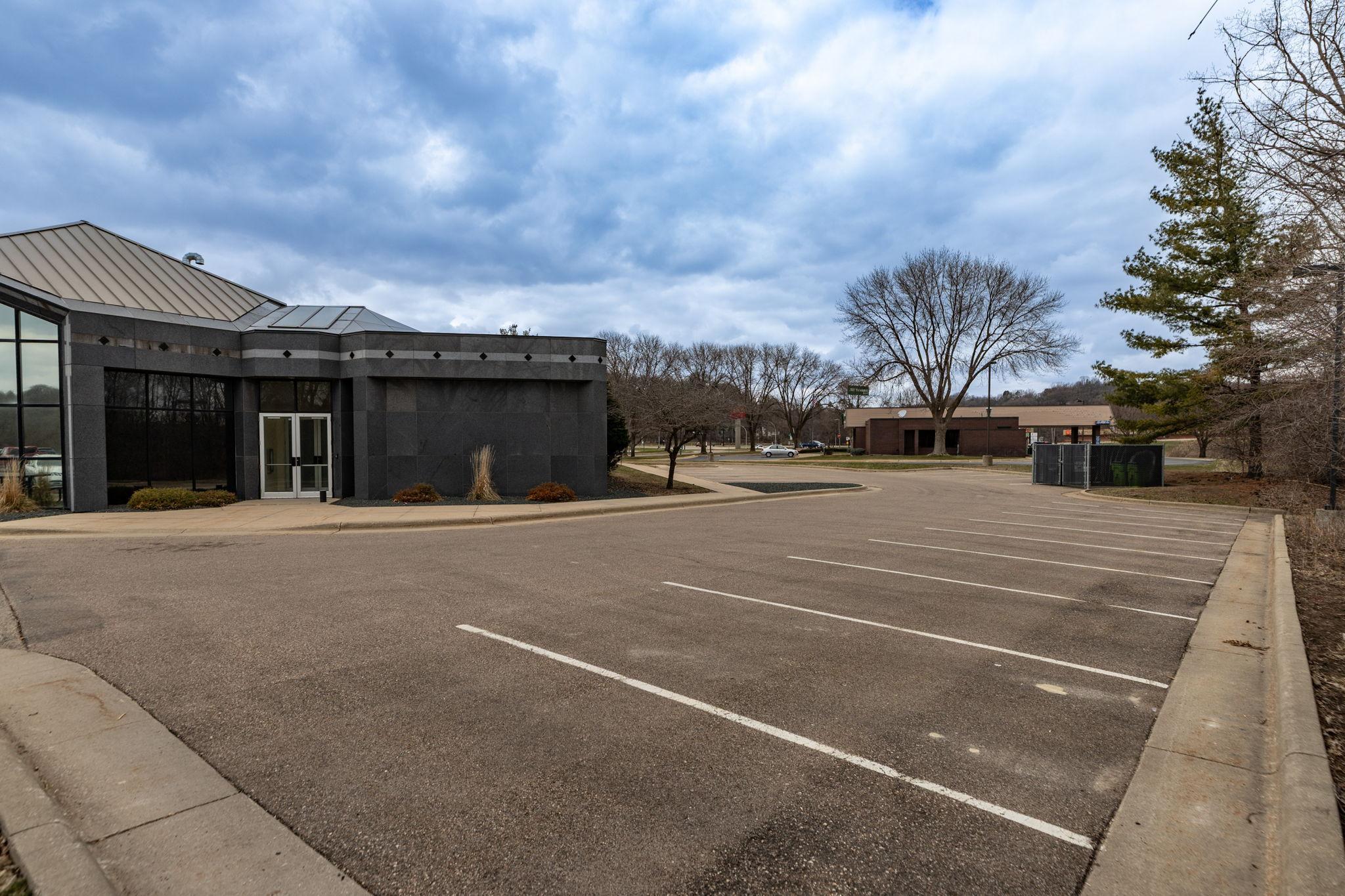 1620 Greenview Drive Property Photo 18