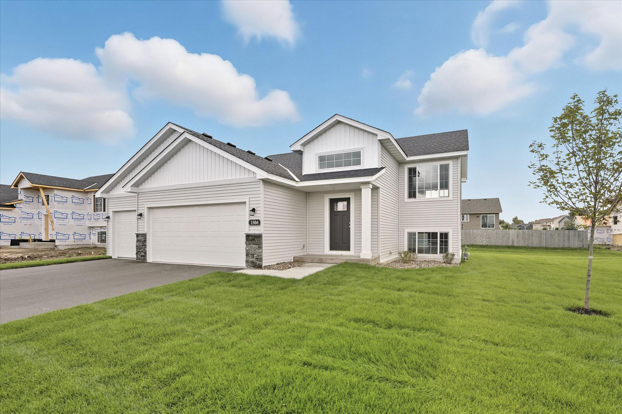 1506 Raccoon Lane Property Photo 1