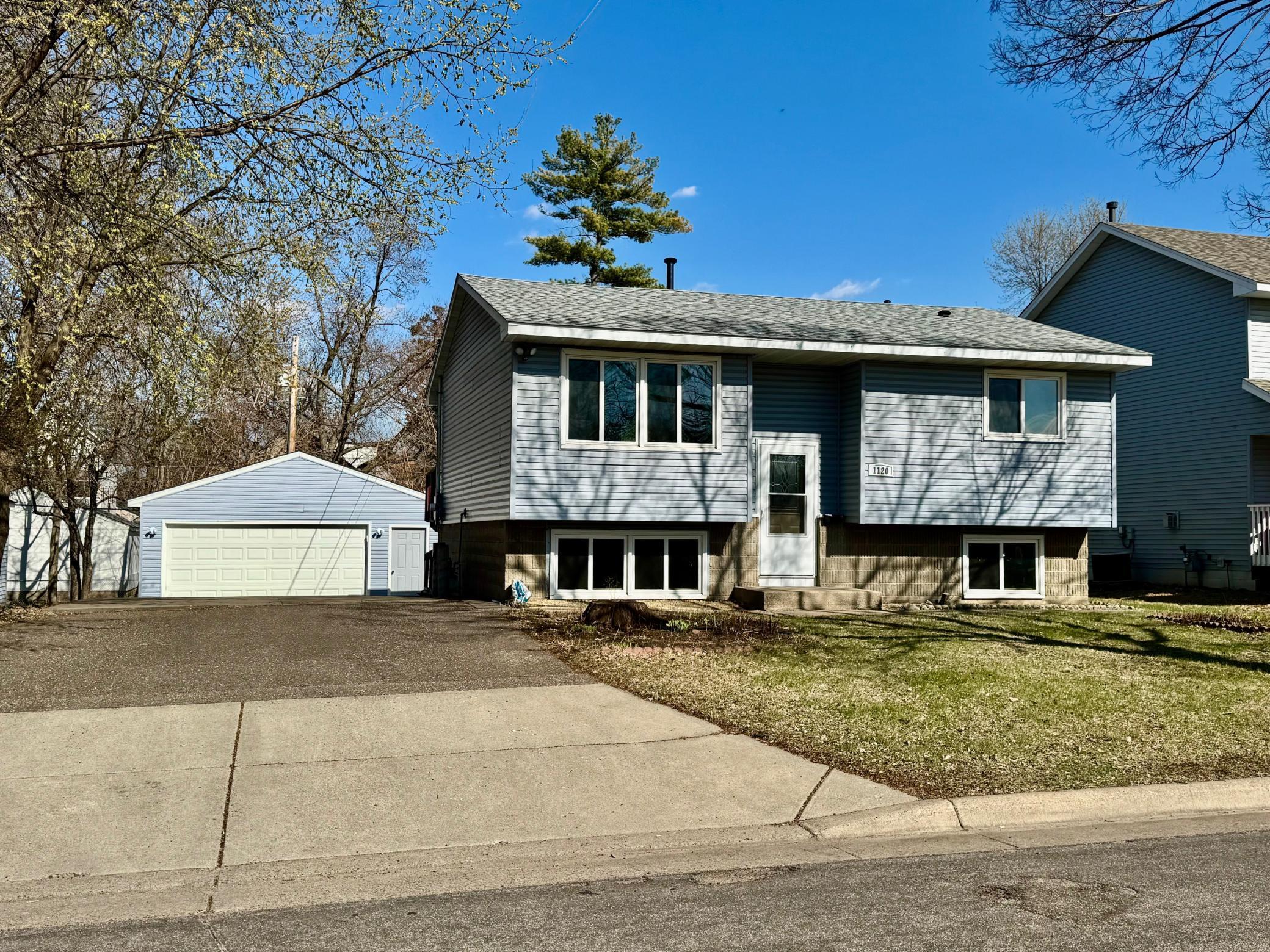 1120 Mackubin Street Property Photo