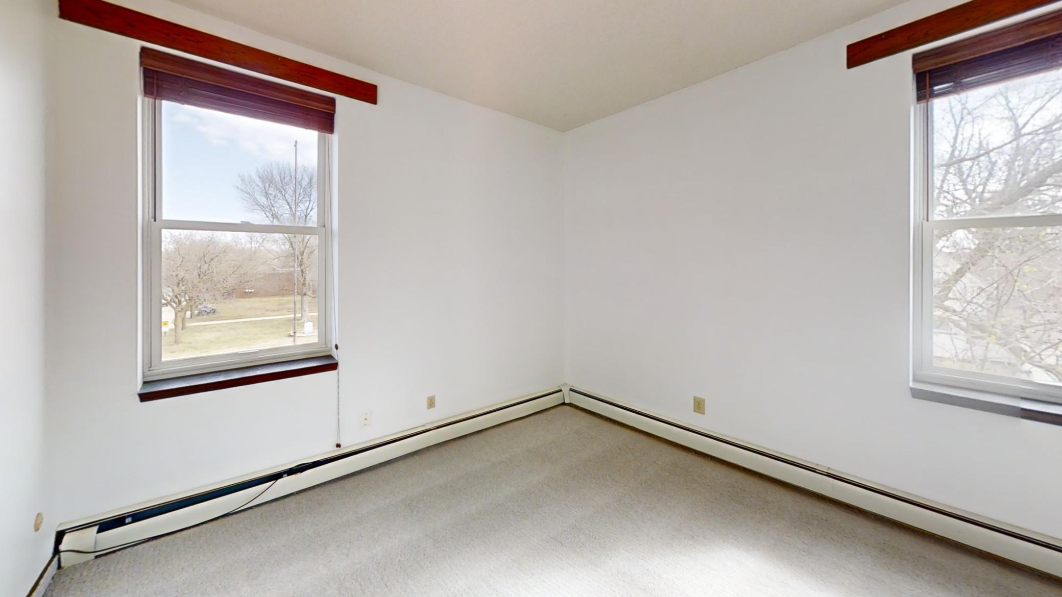 913 Abbott Street 203 Property Photo 27