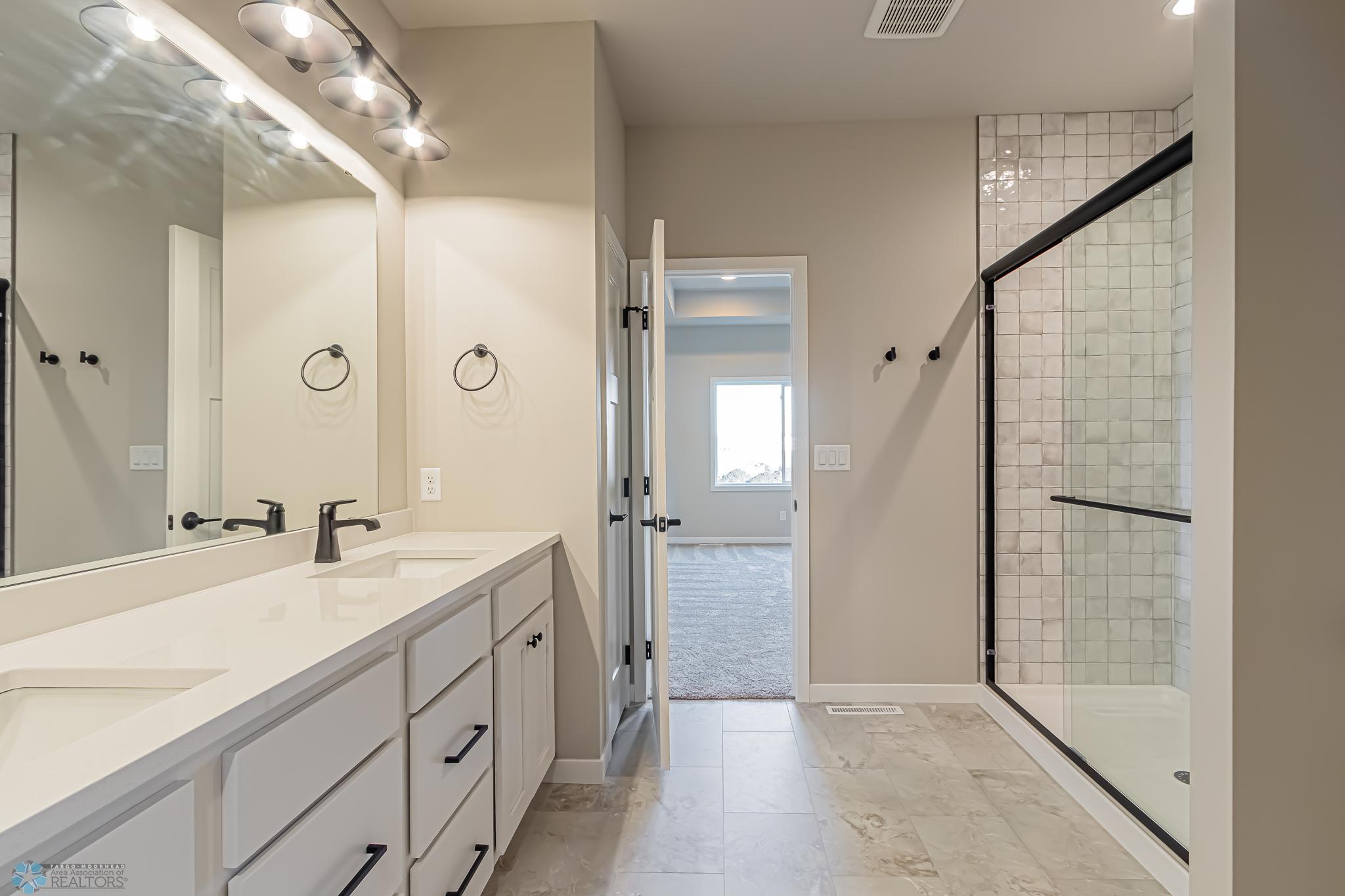 5868 Ellis Drive W Property Photo 31