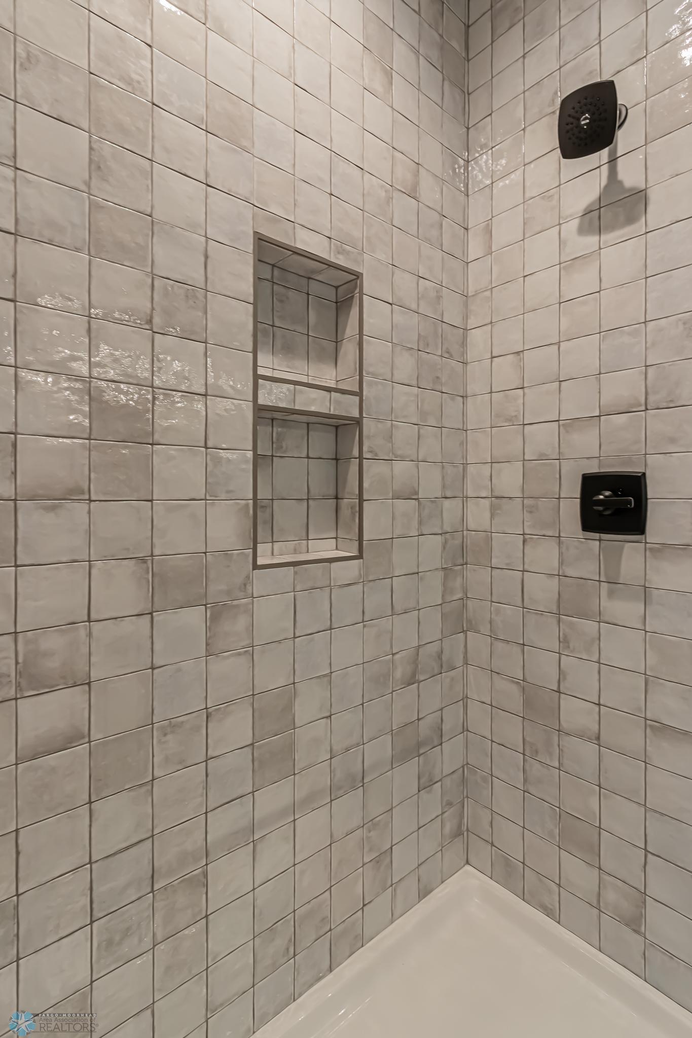 5868 Ellis Drive W Property Photo 33