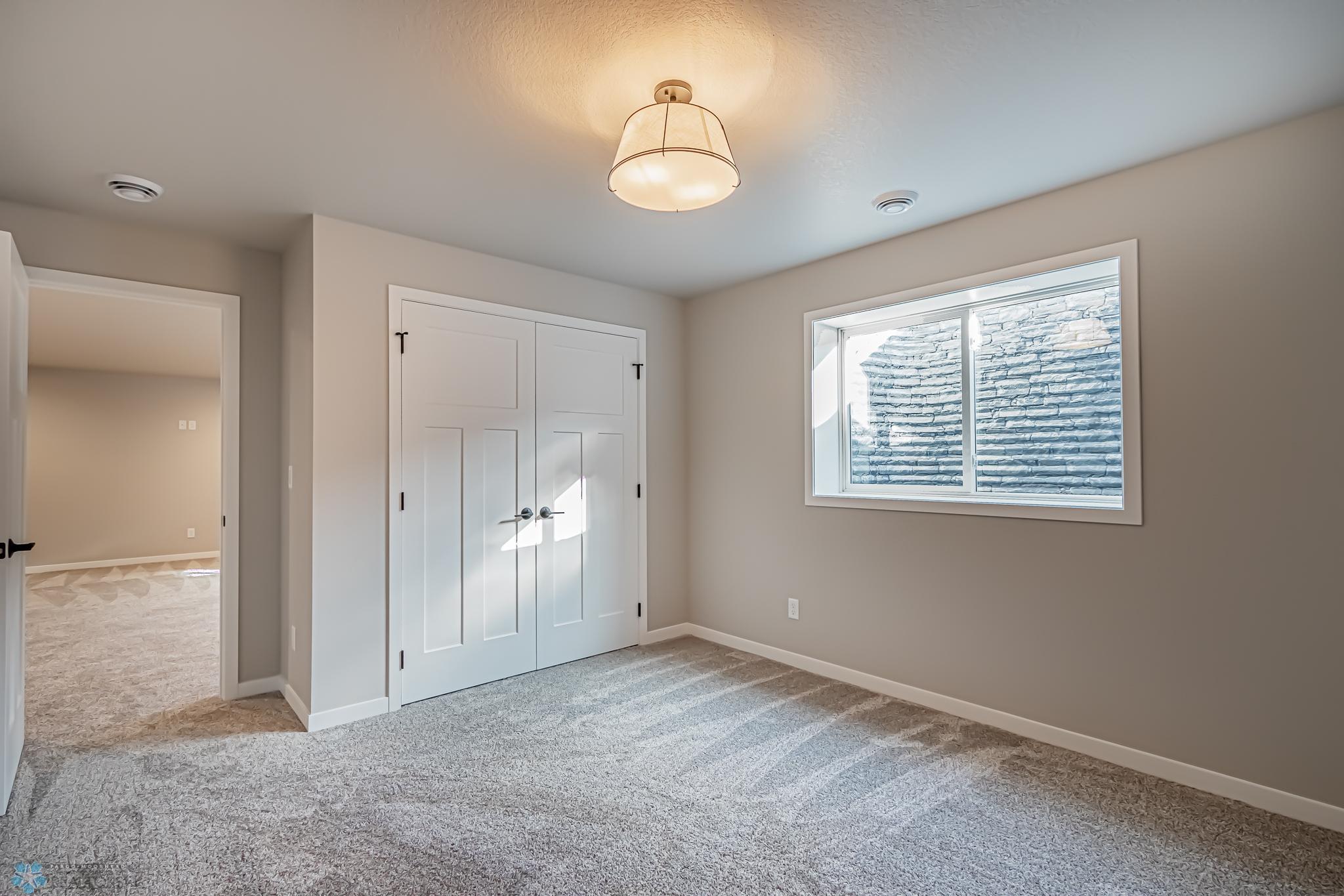 5868 Ellis Drive W Property Photo 39