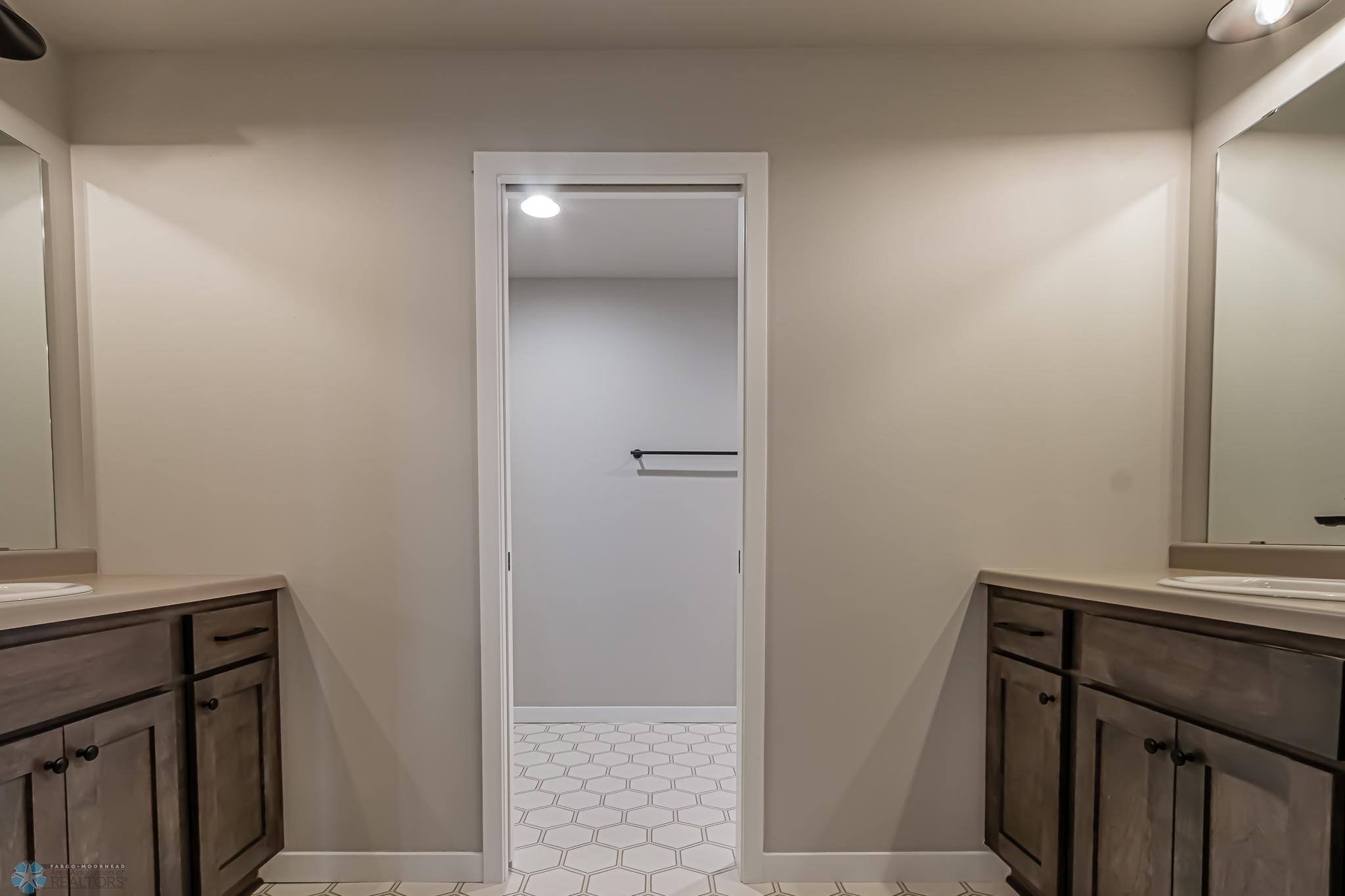 5868 Ellis Drive W Property Photo 45