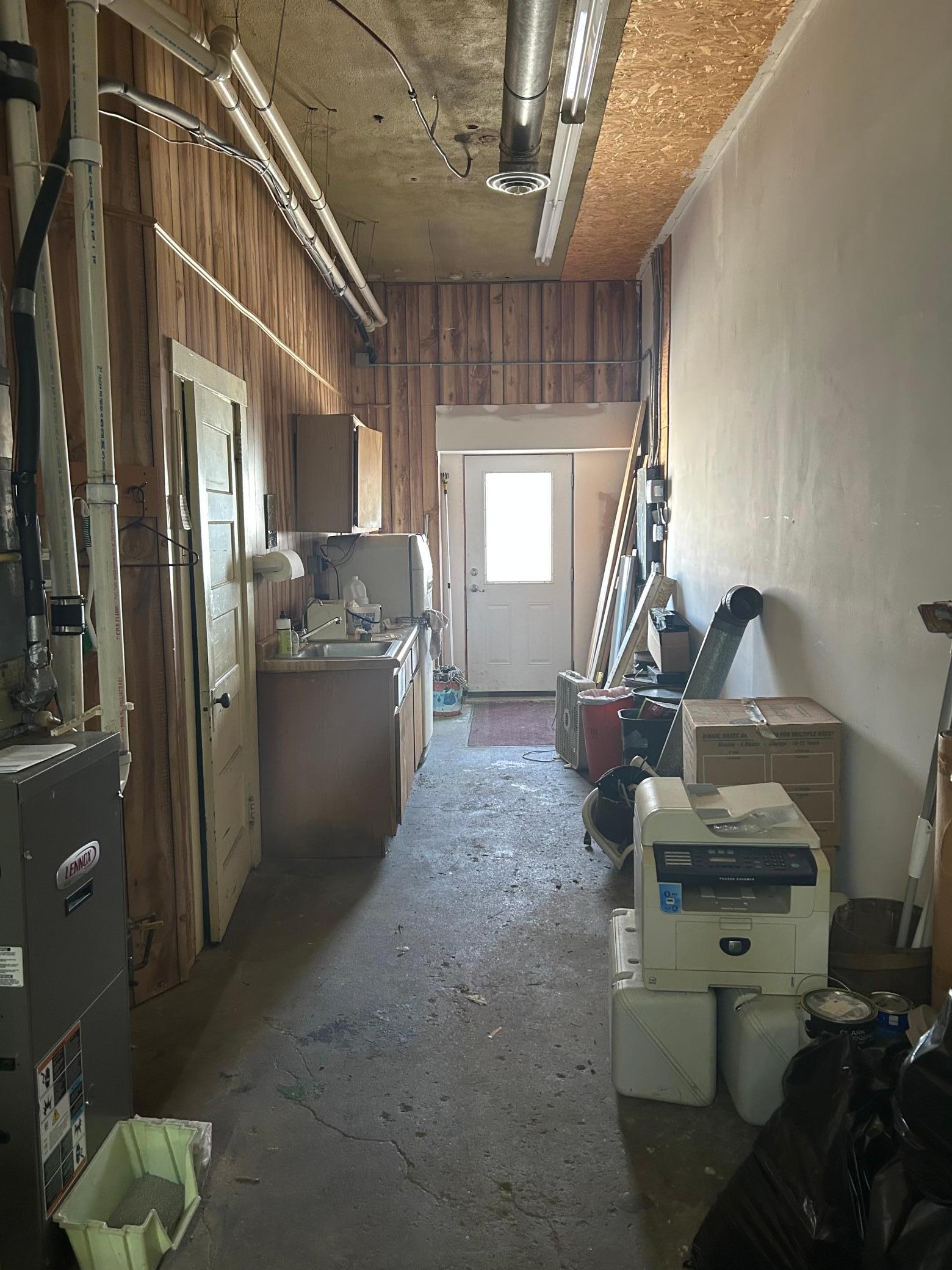 40 W Main Street Property Photo 4
