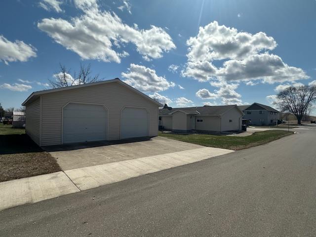 701 3rd Street Property Photo 3