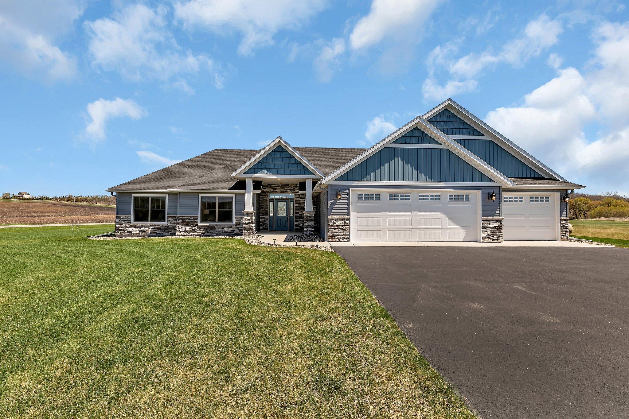 18974 Long Lake Road Property Photo 1