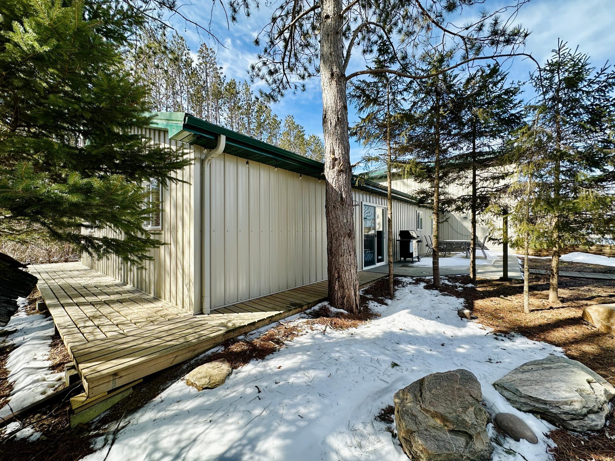 32738 Us-71 Property Photo 8