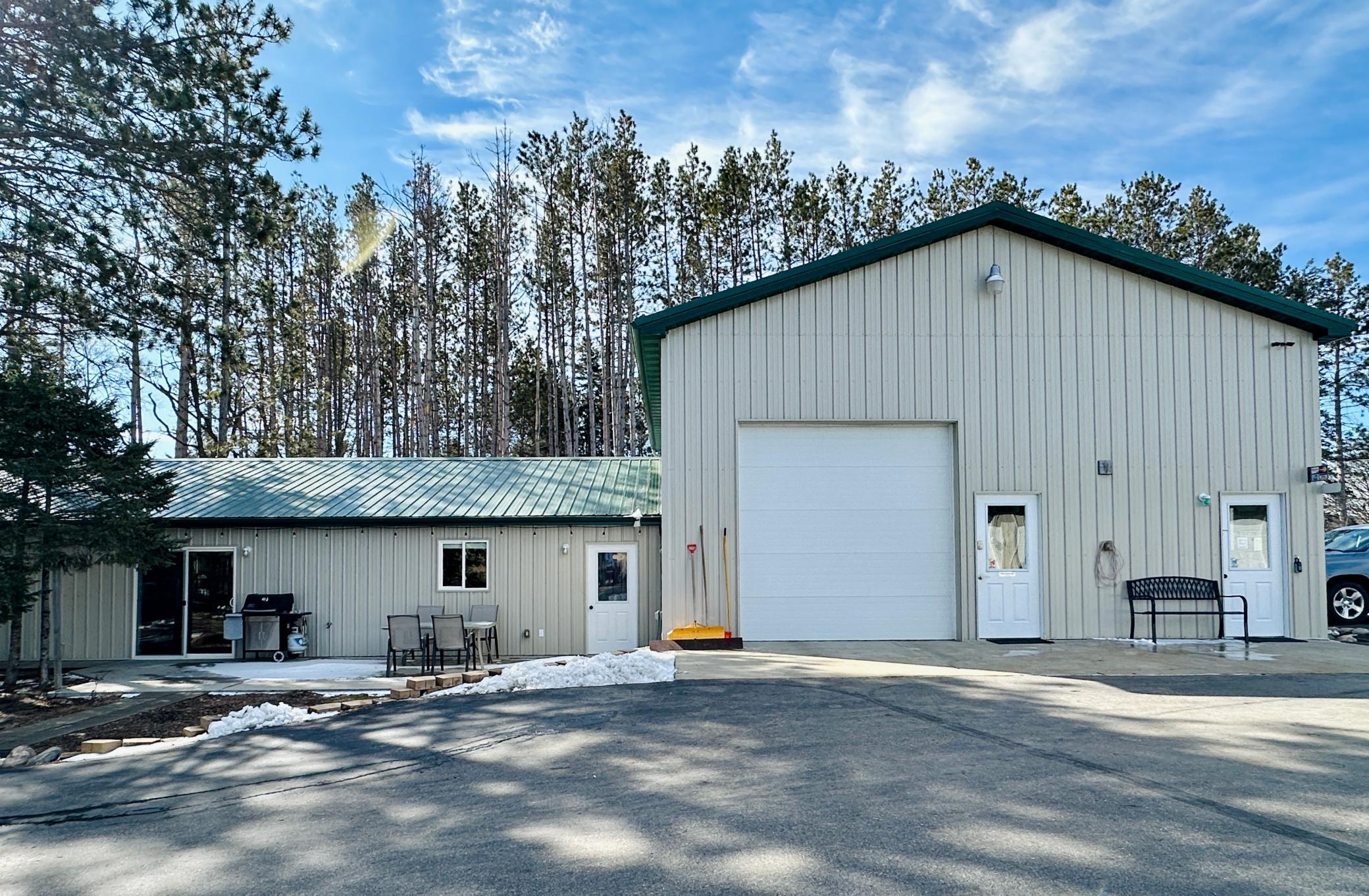 32738 Us-71 Property Photo 10