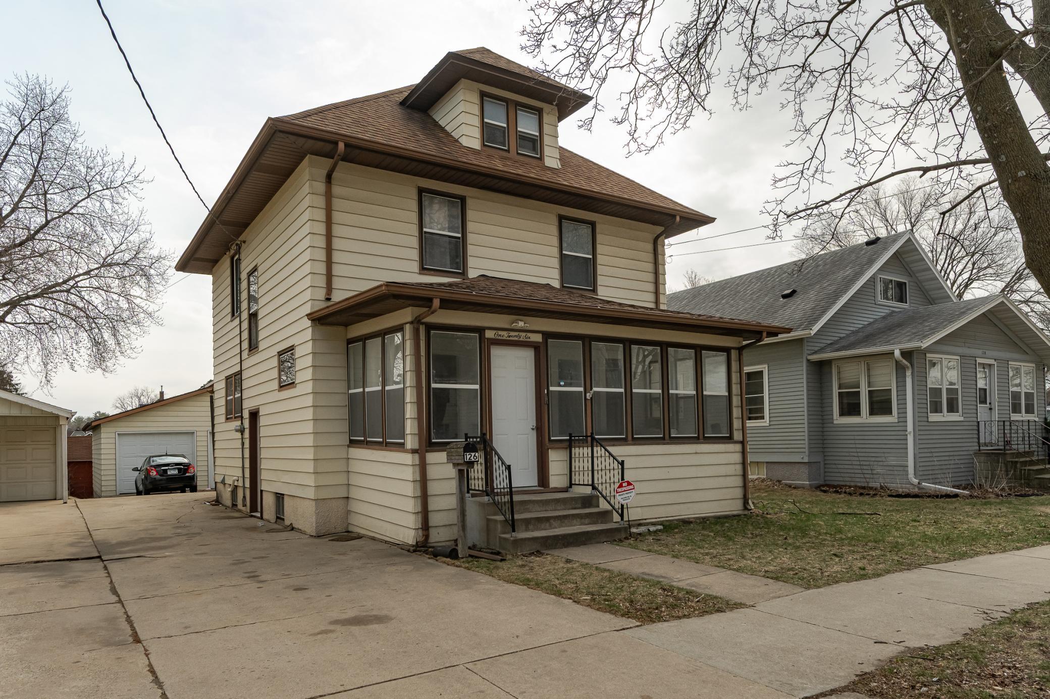 126 11th Avenue Property Photo 1