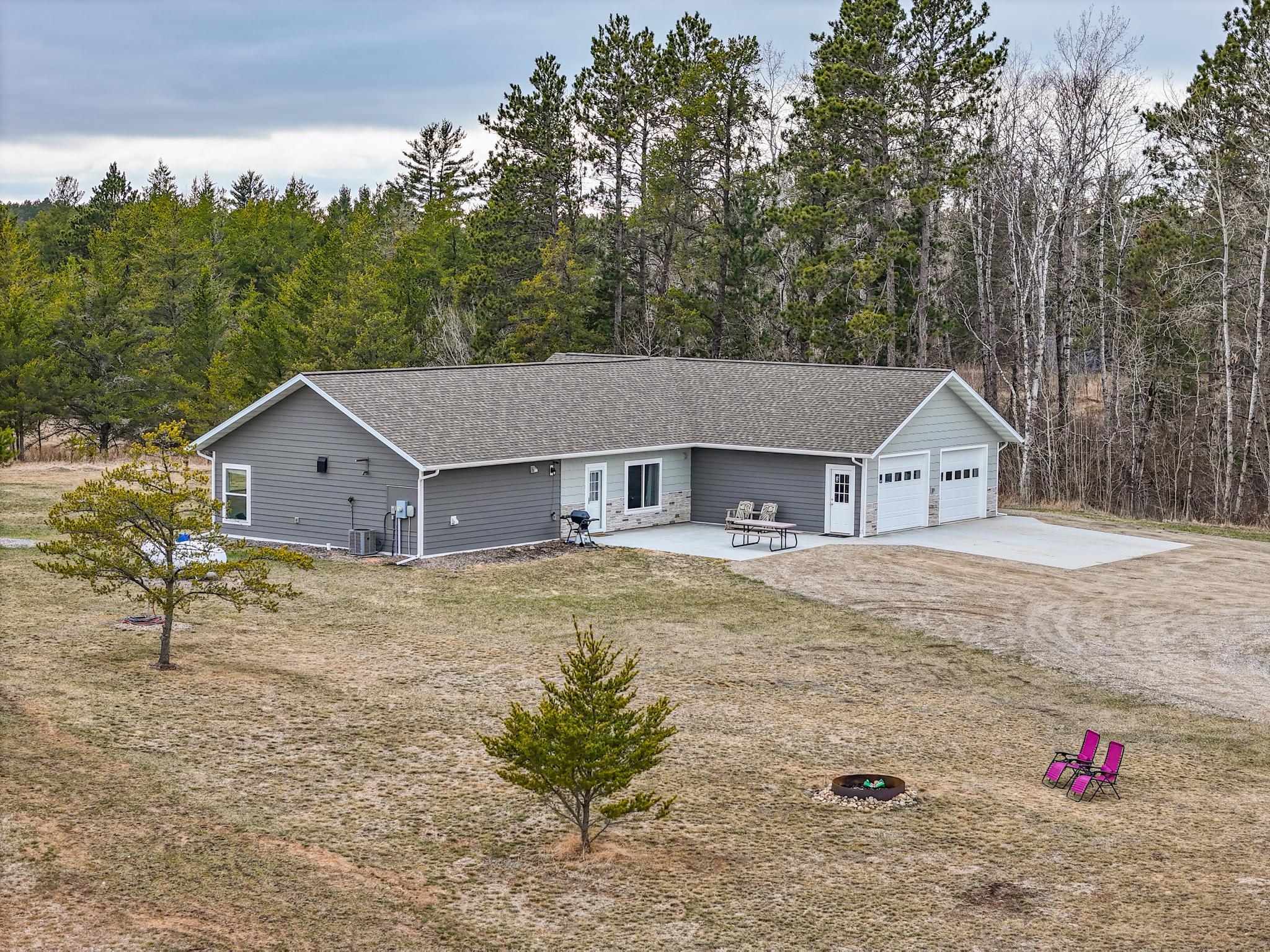 12858 Edgewater Road