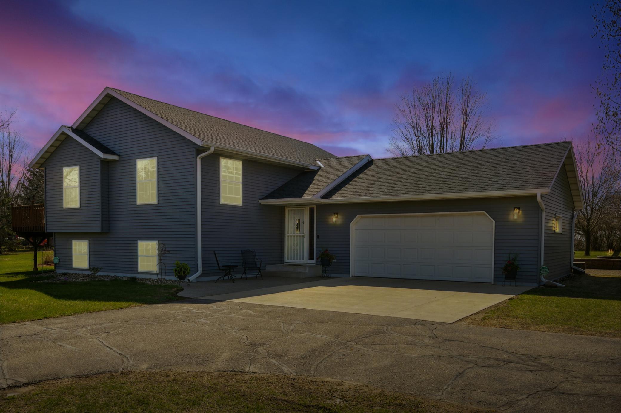 7823 Cabana Circle Property Photo 1