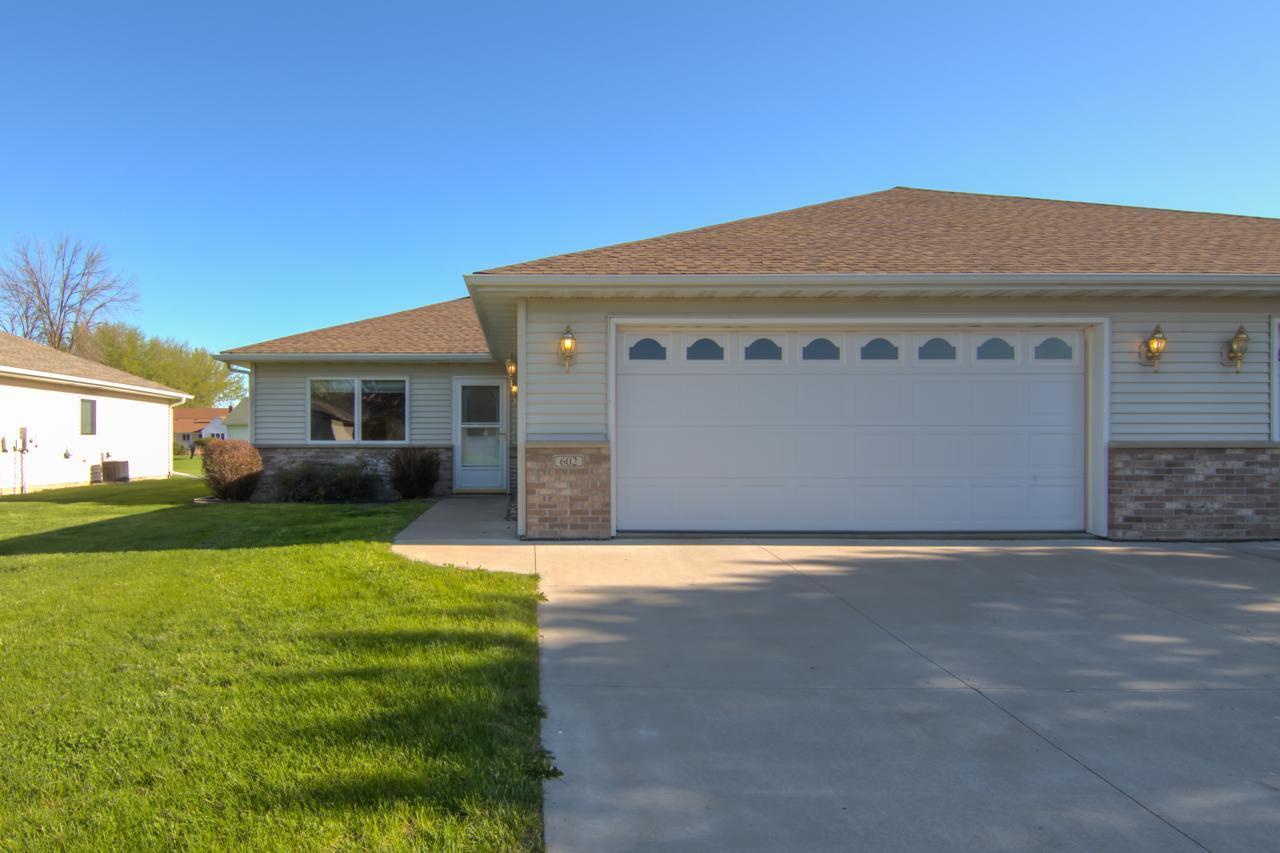 602 Circle Drive Property Photo 1