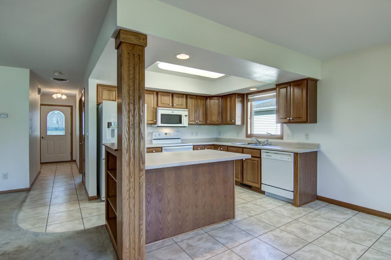 602 Circle Drive Property Photo 4