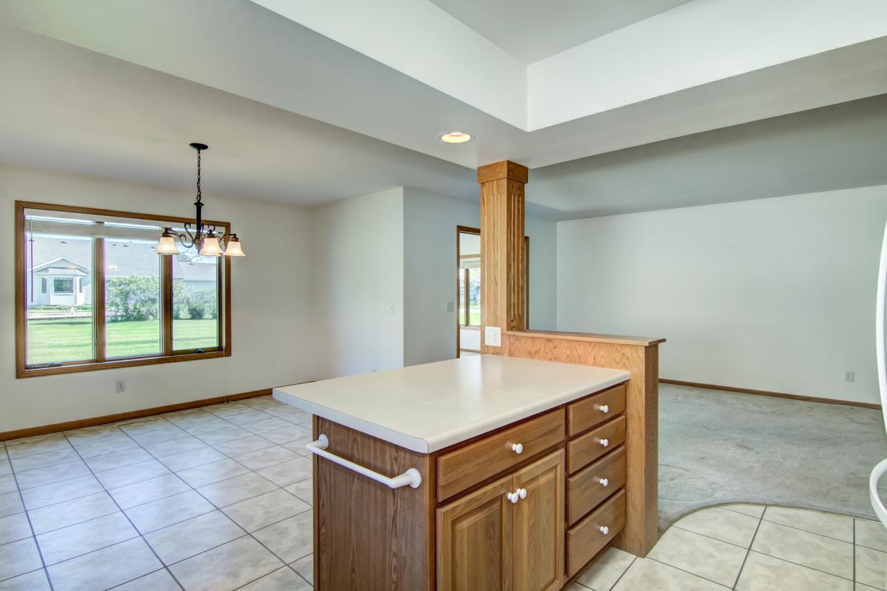602 Circle Drive Property Photo 5
