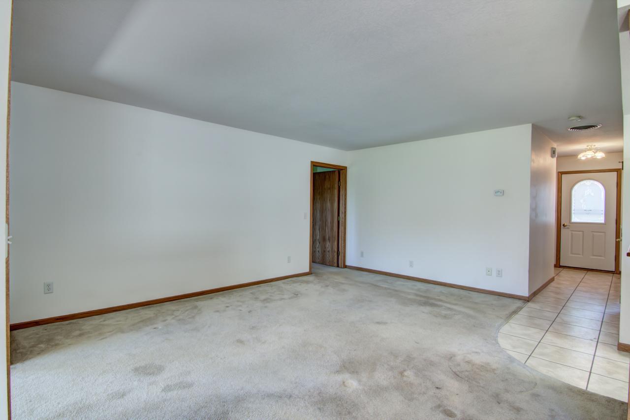 602 Circle Drive Property Photo 8