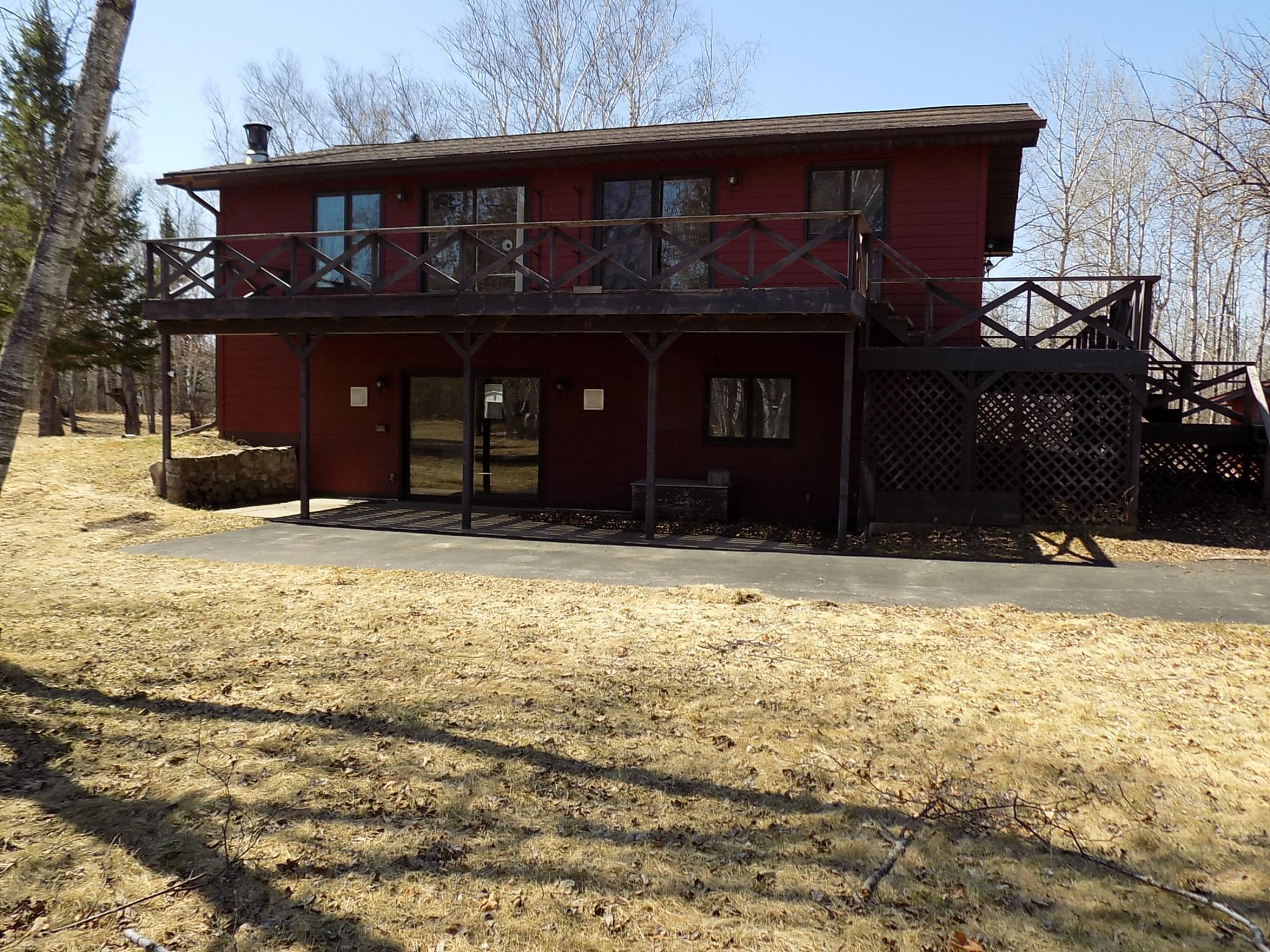 2881 Riverview Drive Property Photo 1