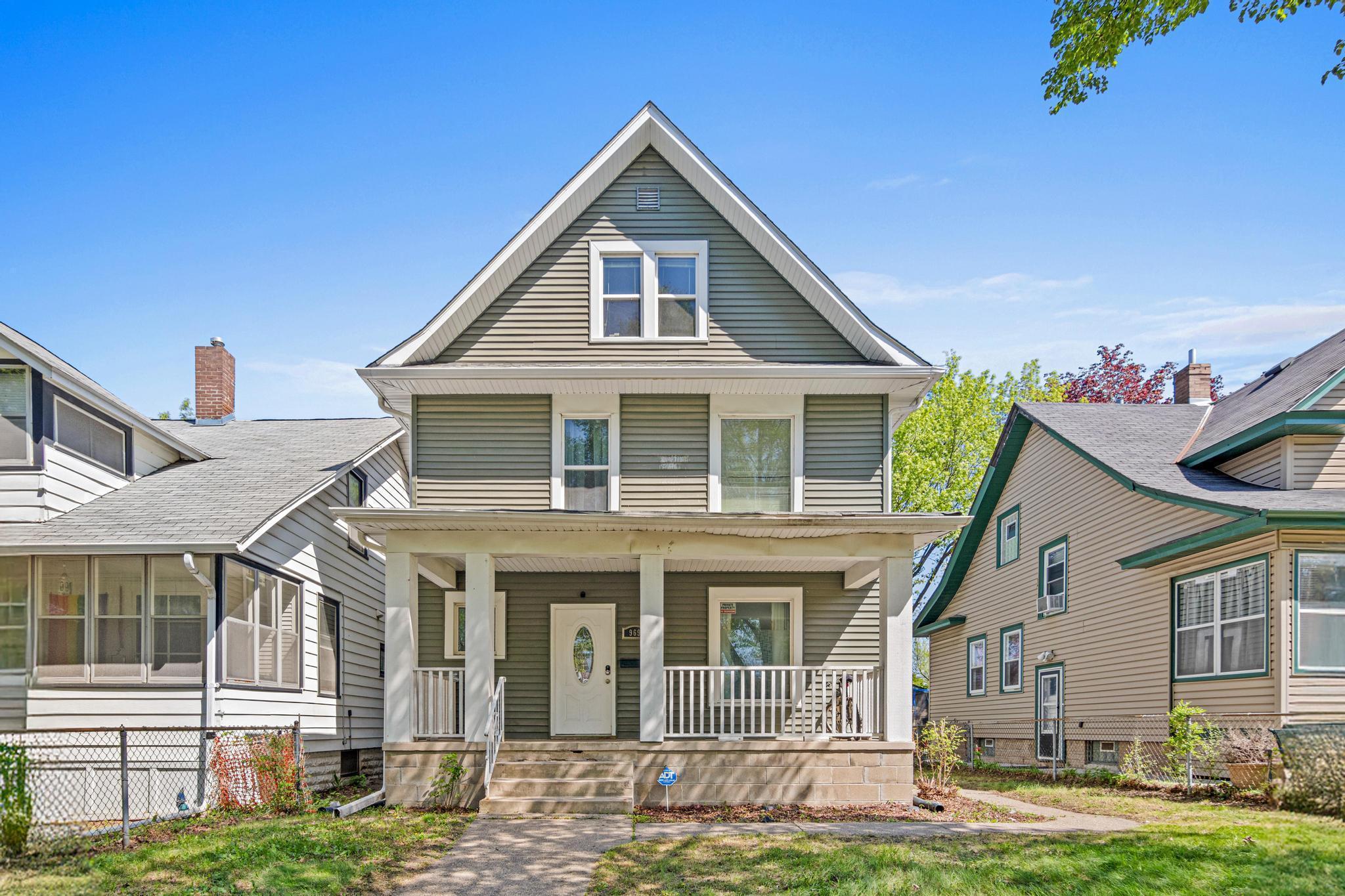 969 Carroll Avenue