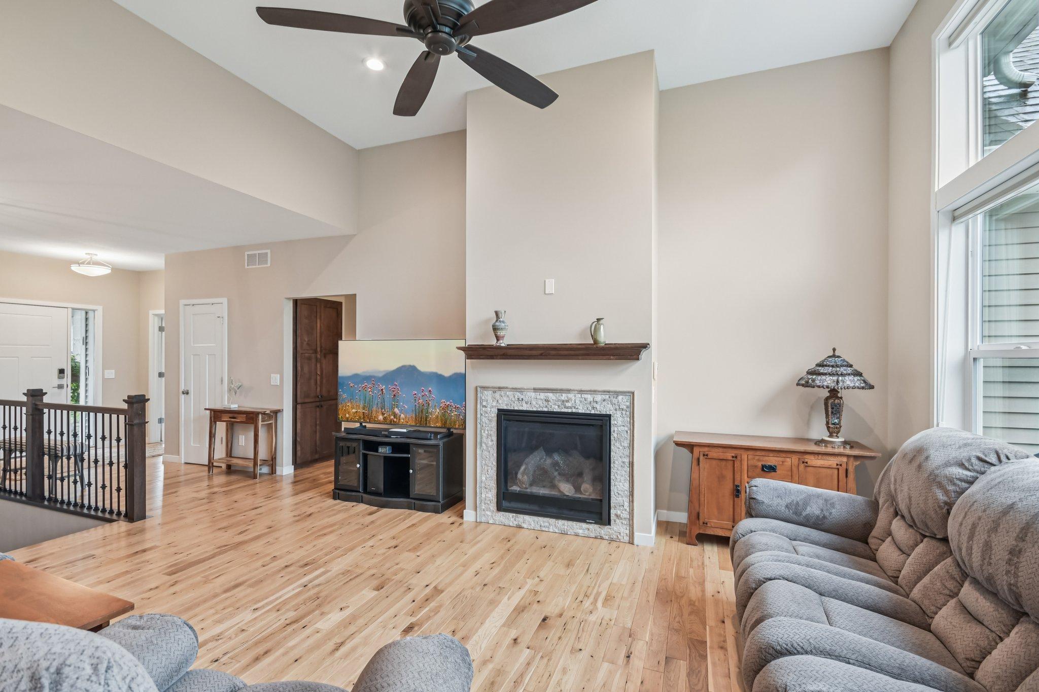 3623 Cove Point Circle Property Photo 4
