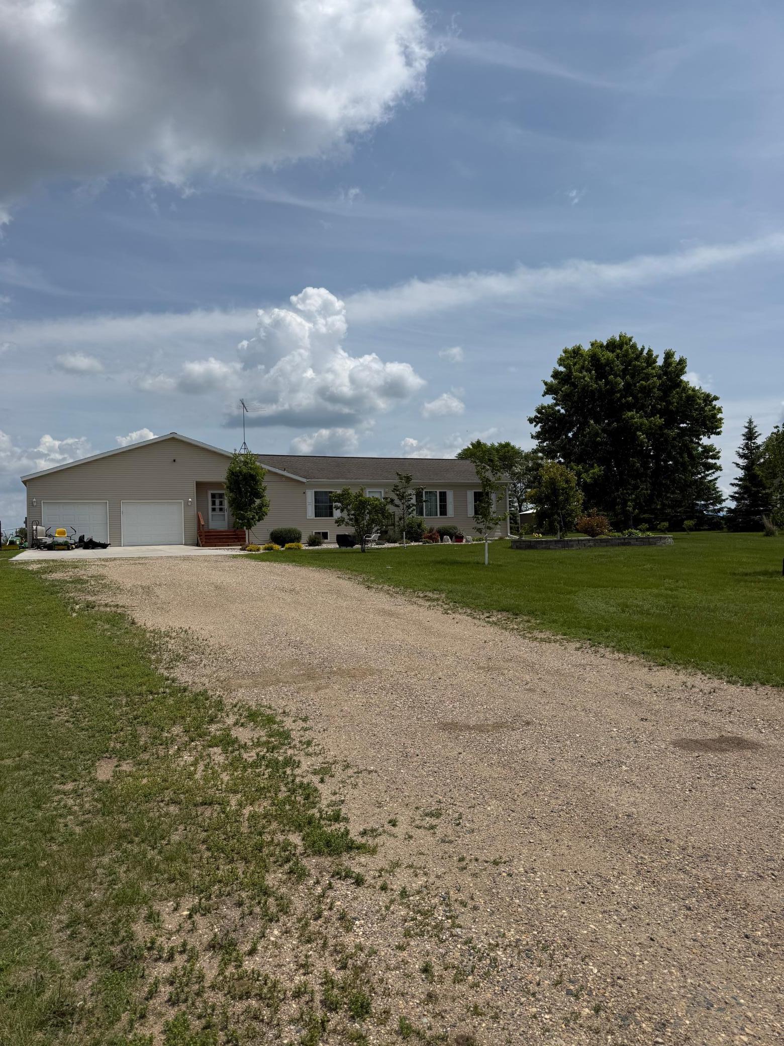 12894 Meadow View Lane Property Photo 1