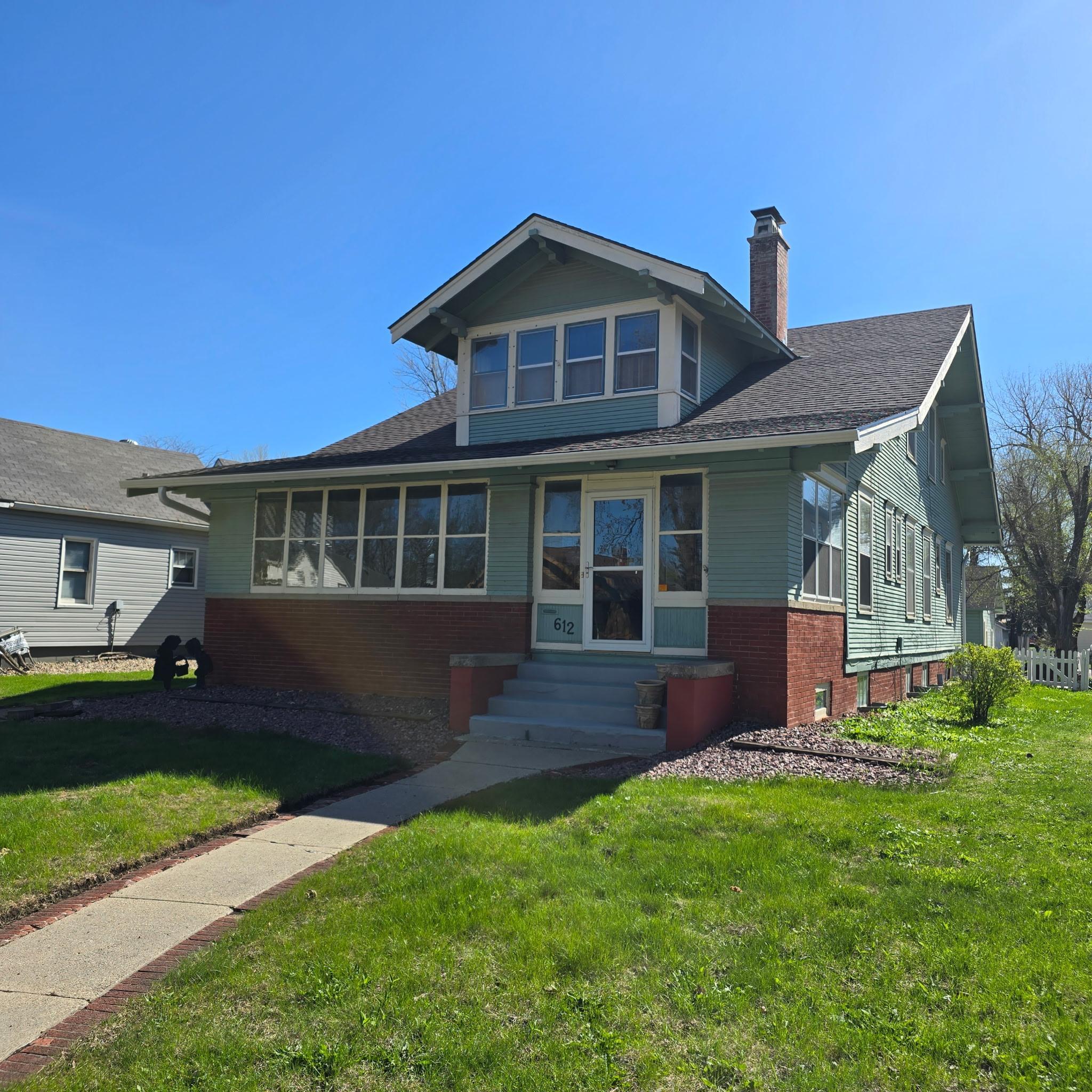 612 Strait Avenue Property Photo 1