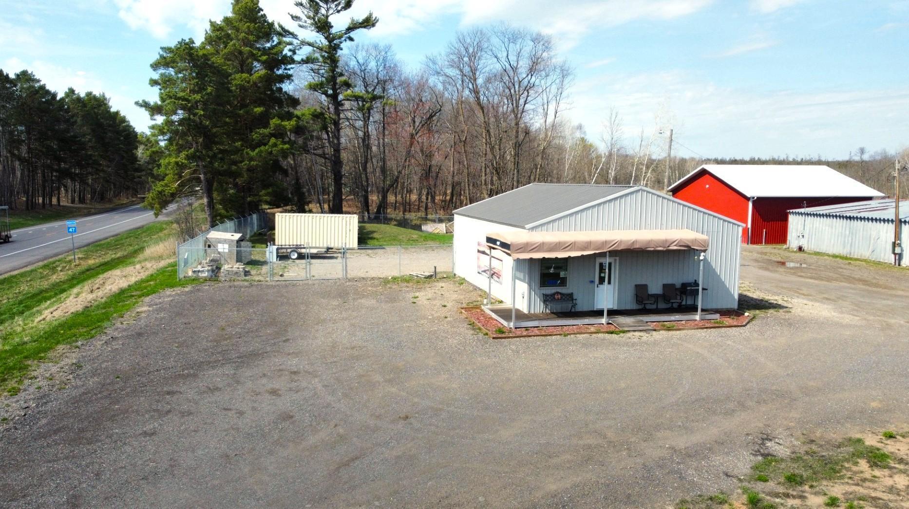 42242 Highway 47 Property Photo 2