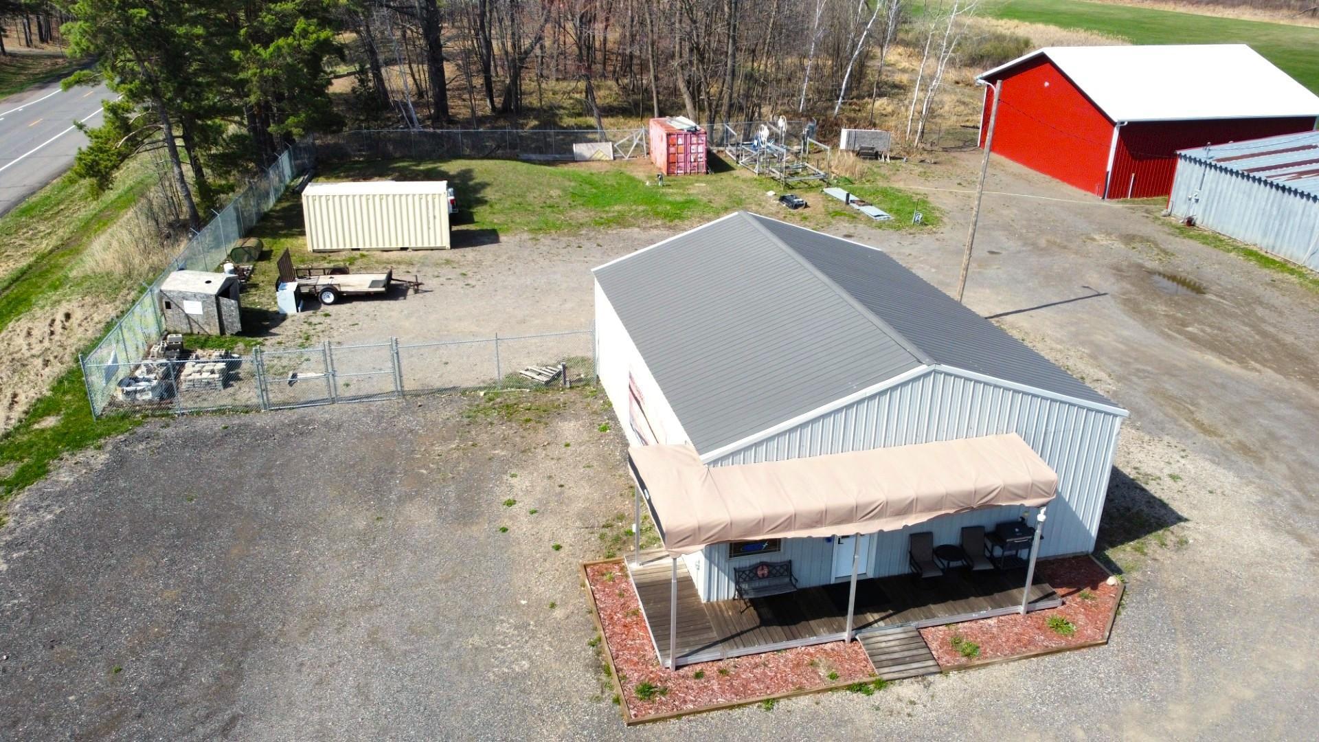 42242 Highway 47 Property Photo 6