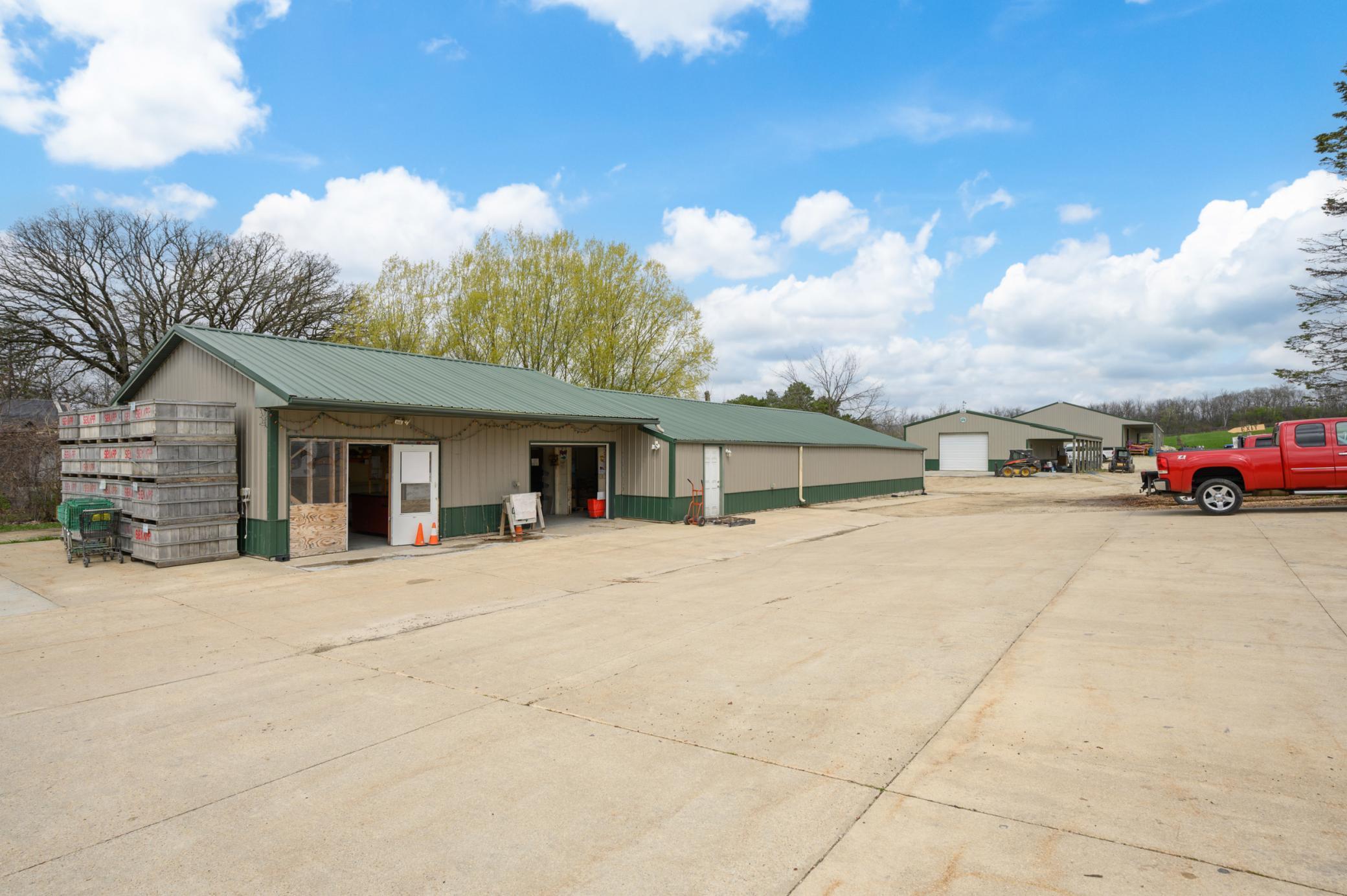 3415 College View Road E Property Photo 7