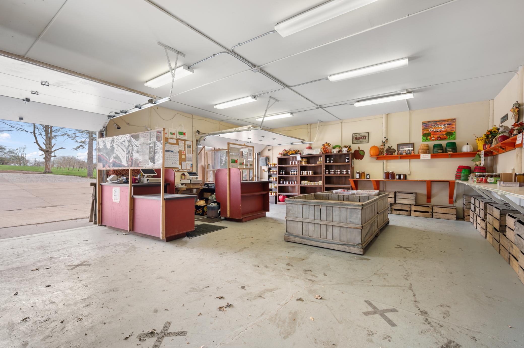 3415 College View Road E Property Photo 15