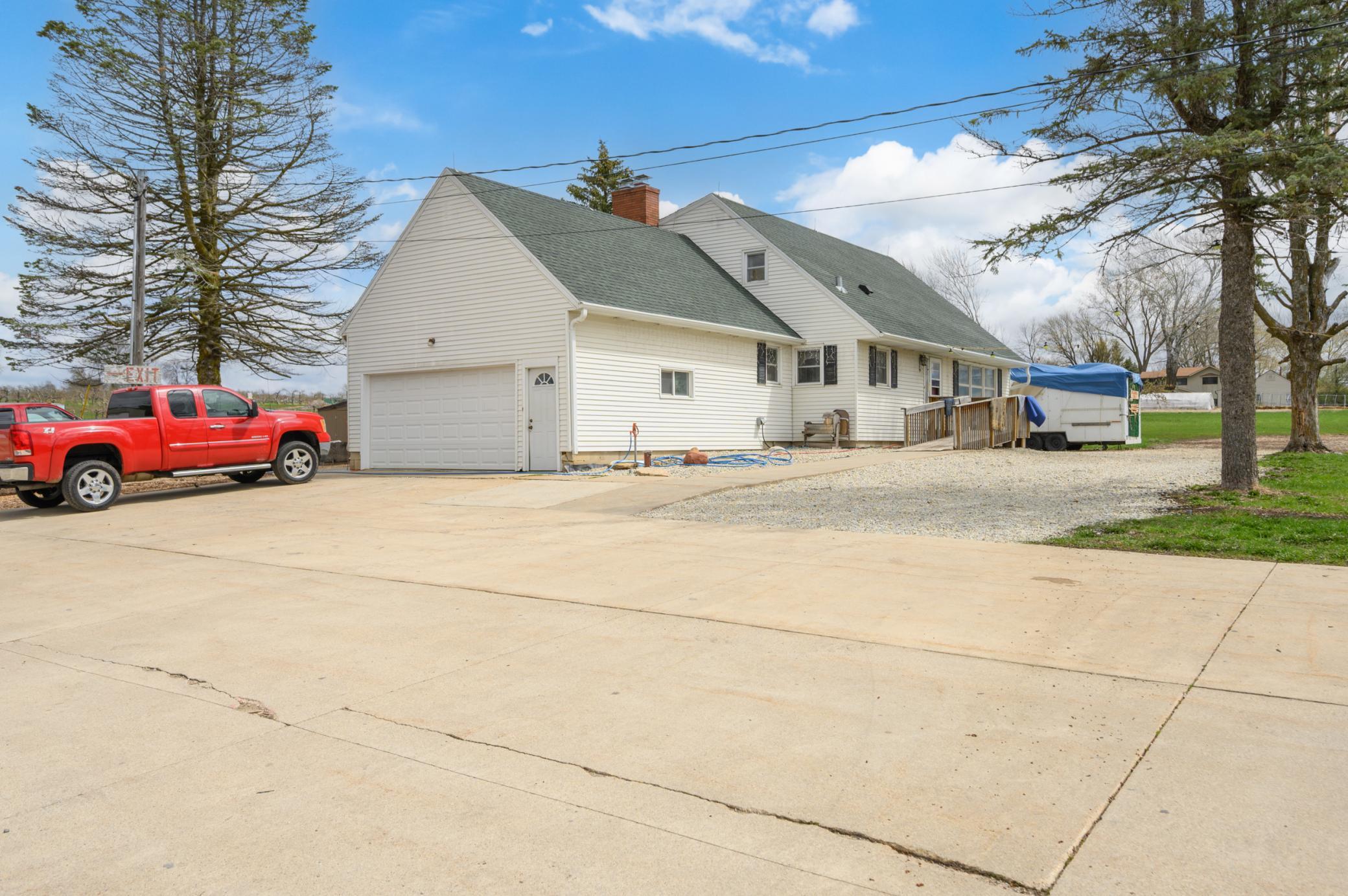 3415 College View Road E Property Photo 23
