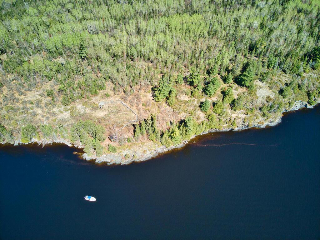 2116 Red Crest Island Property Photo 5