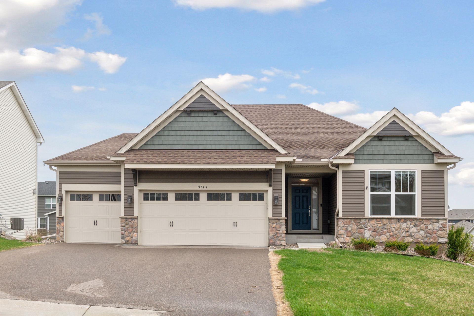 5743 Meridian Way Property Photo