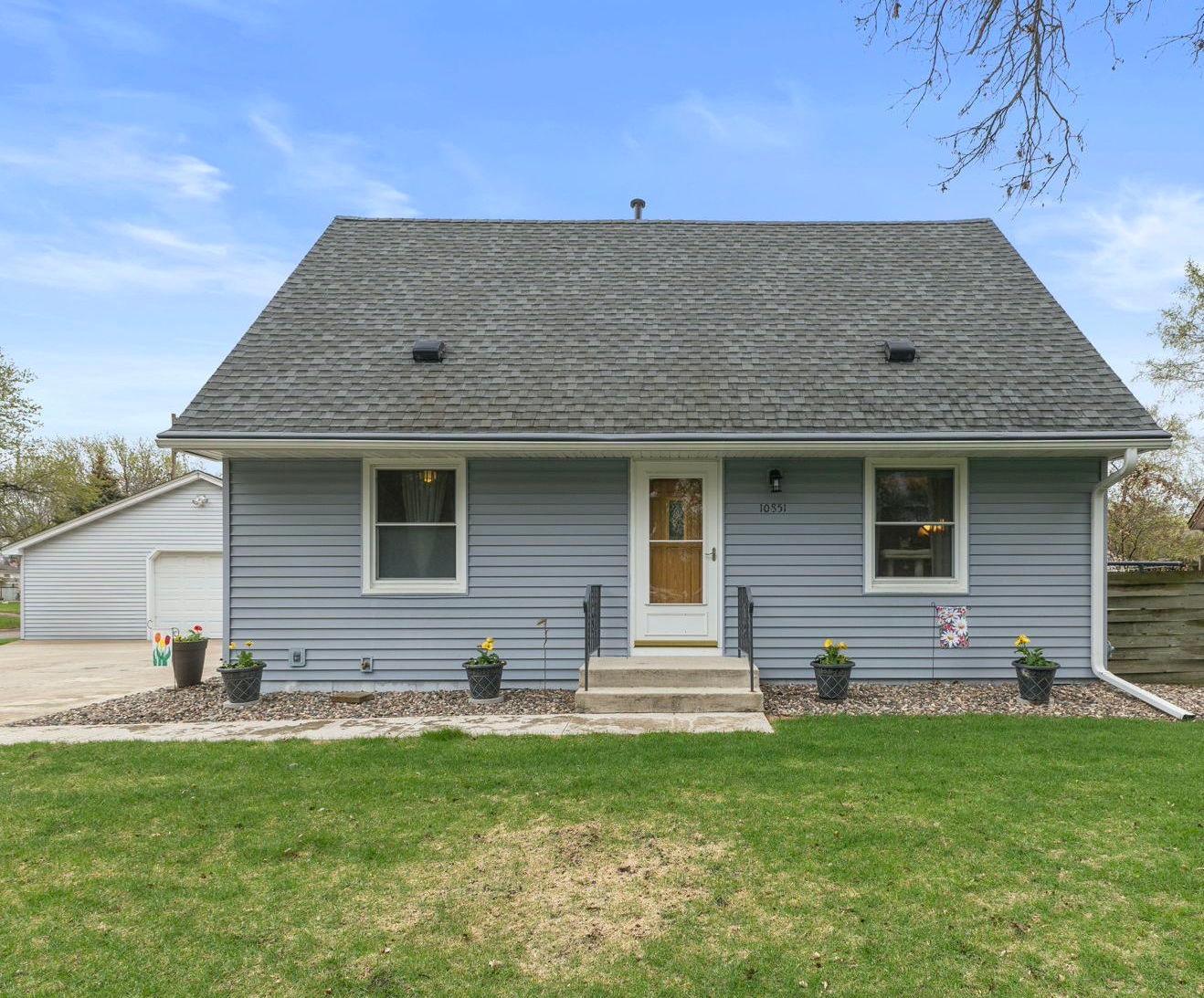10851 Olive Street Property Photo 1